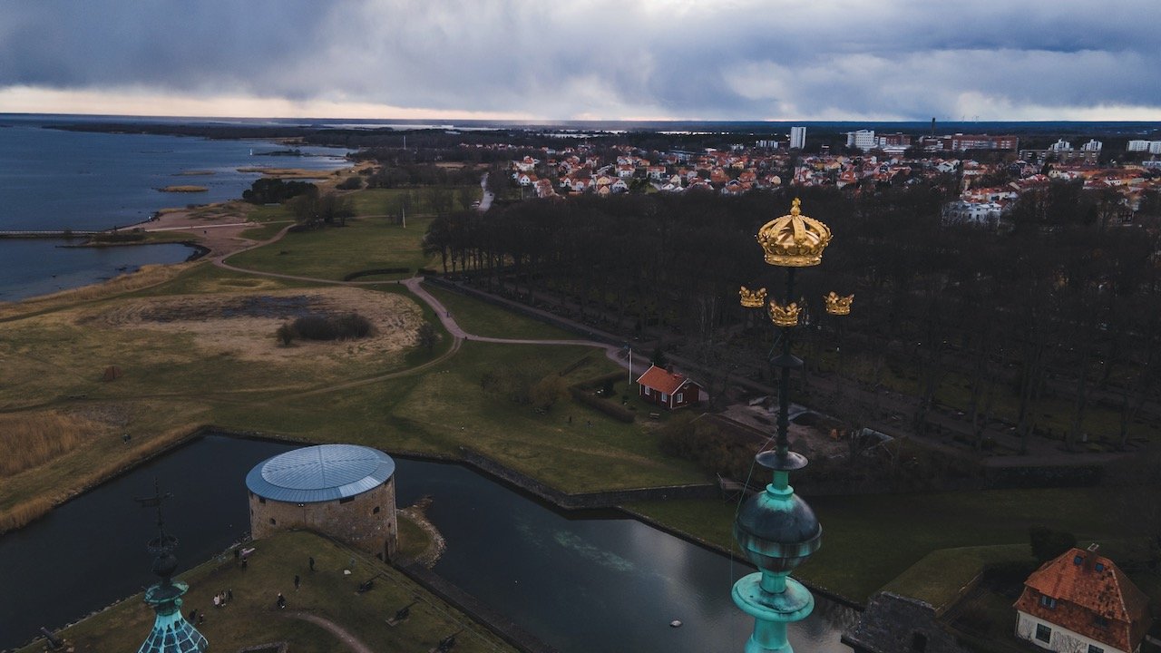   Kalmar Castle, Kalmar, Sweden (ISO 120, 4.5 mm,  f /2.8, 1/15 s)  