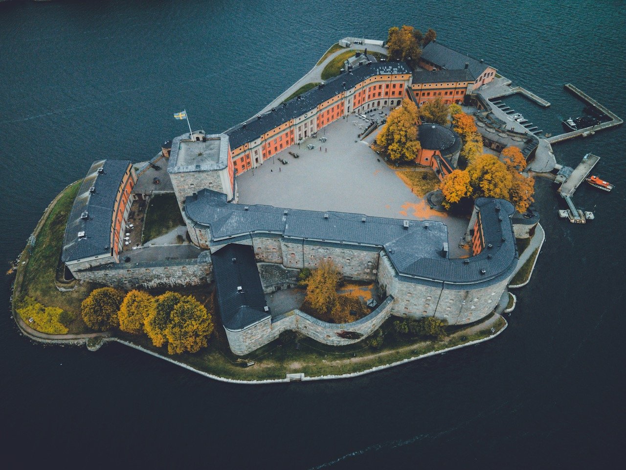   Vaxholm Fortress, Sweden (ISO 400, 4.5 mm,  f /2.8, 1/30 s)  