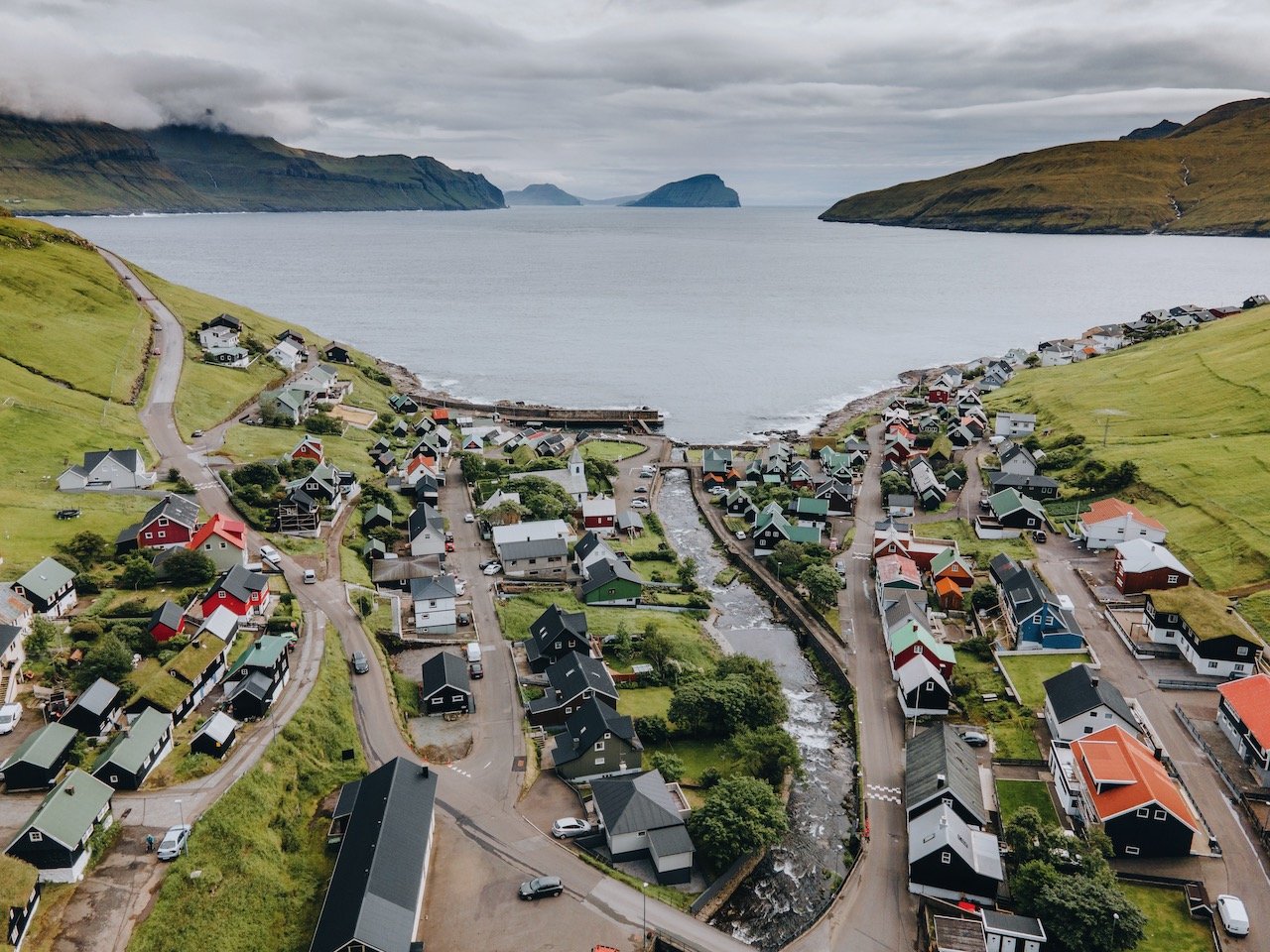   Kvivik, Faroe Islands (ISO 100, 4.5 mm,  f /2.8, 1/30 s)  