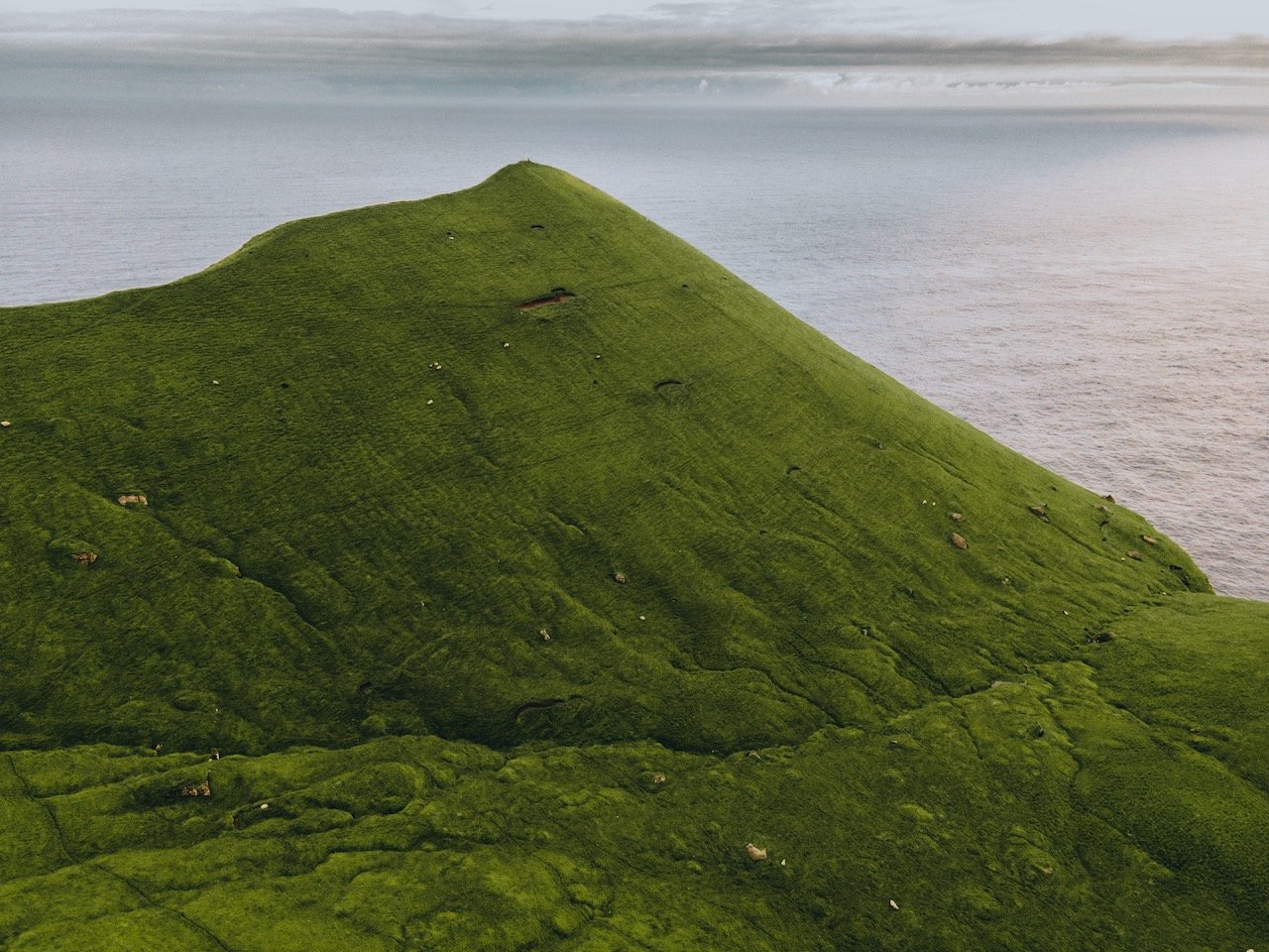   Trollanes, Kalsoy, Faroe Islands (ISO 400, 4.5 mm,  f /2.8, 1/40 s)  