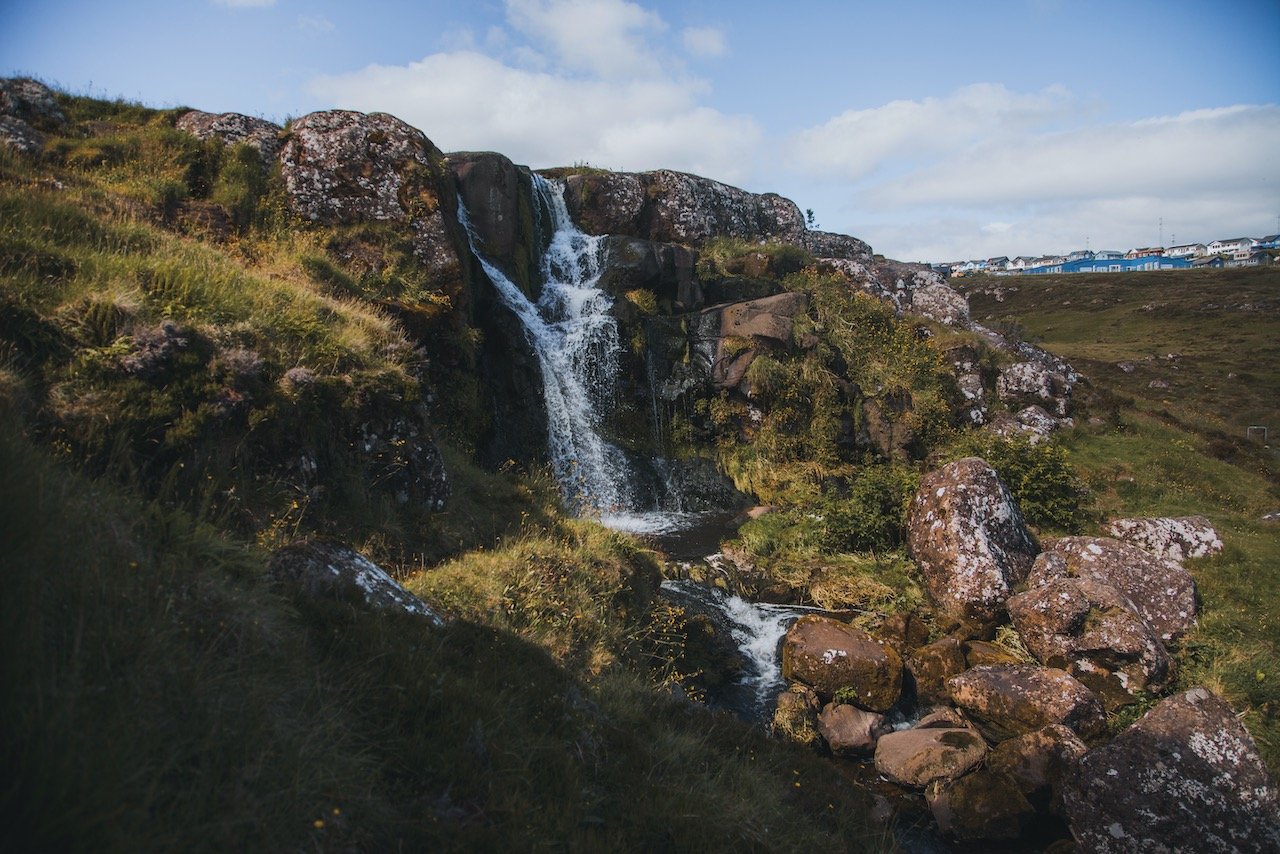 Svartafoss Waterfall, Streymoy, Faroe Islands (ISO 100, 24 mm, f /4, 1/400 s)