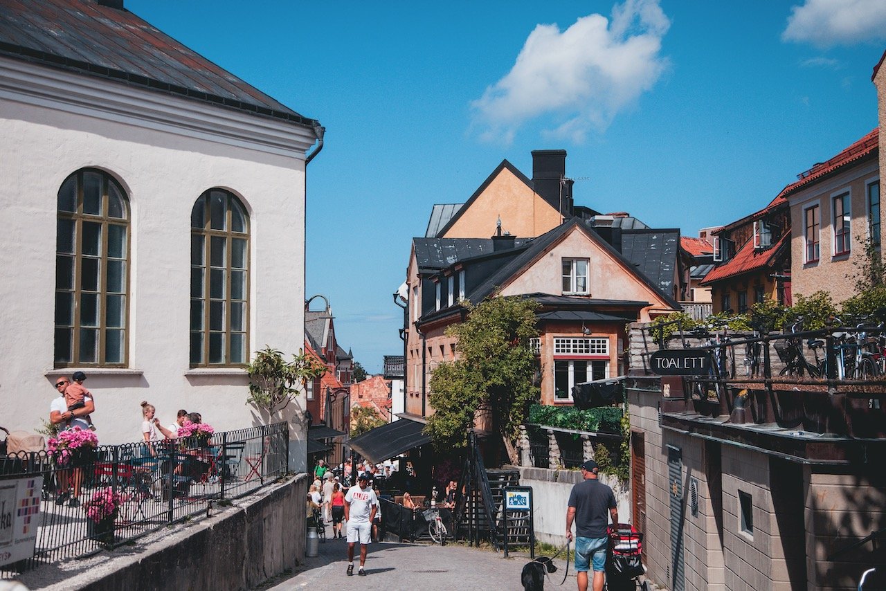   Visby, Gotland, Sweden (ISO 400, 47 mm,  f/ 4, 1/6400 s)  