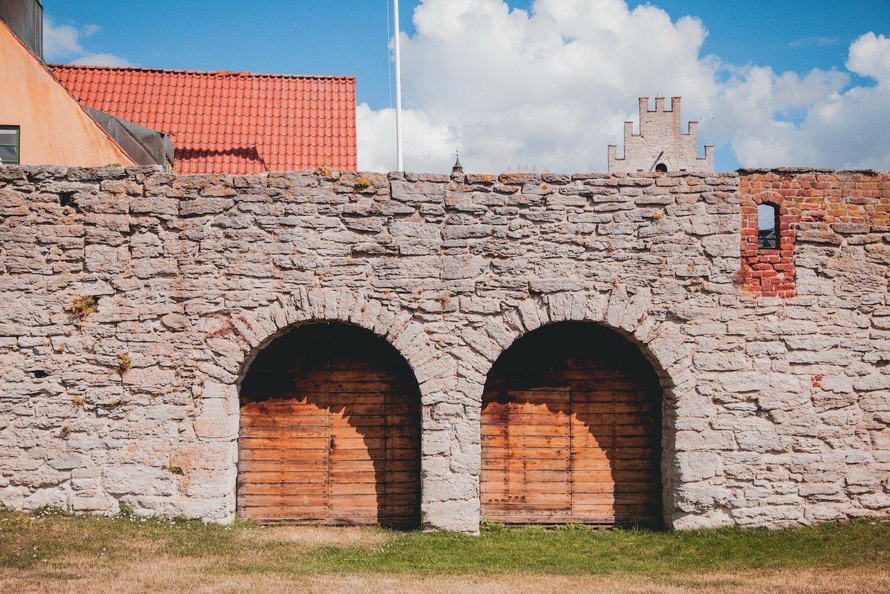 Visby Square A Closer Look at the Hanseatic Town of Visby in Gotland, Sweden ...