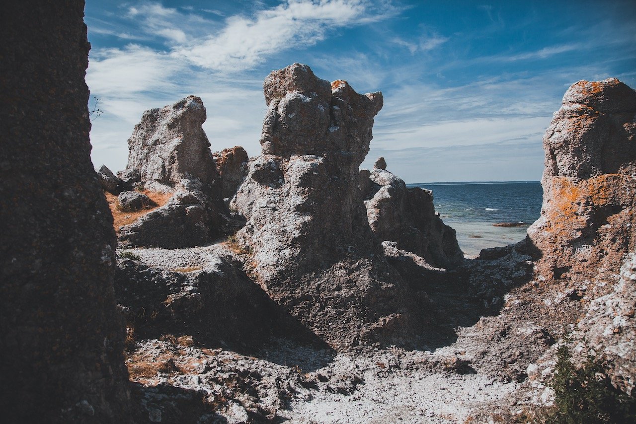   Langhammarsgubben, Fårö, Sweden   (ISO 400, 24 mm,  f /4, 1/4000 s)  