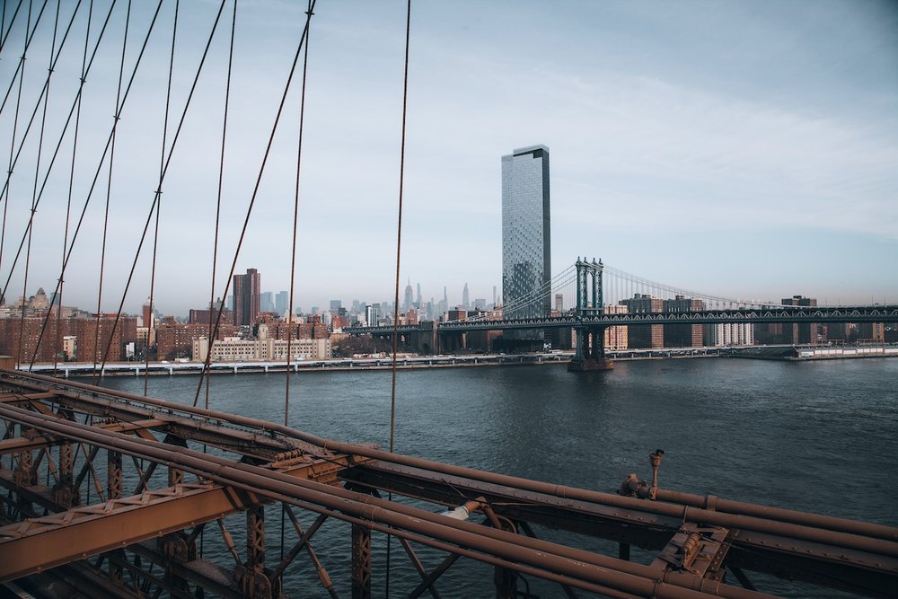   View from Brooklyn Bridge, New York City, USA (ISO 400, 24 mm,  f /10, 1/640 s)  