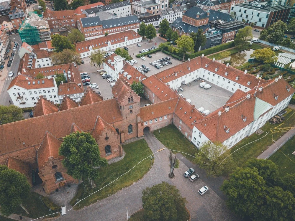   Odense Castle, Odense, Denmark (ISO 400, 4.5 mm,  f /2.8, 1/40 s)  