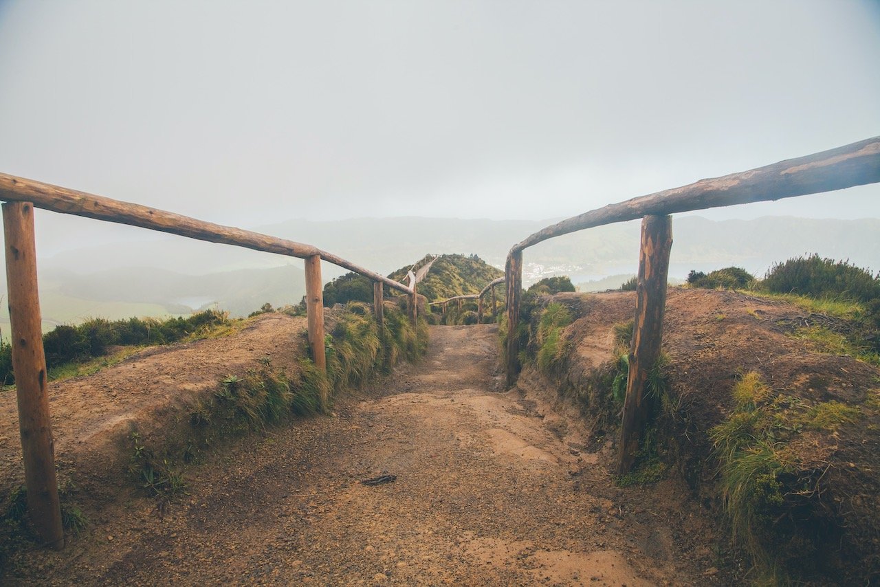   Sete Cidades, São Miguel, the Azores (ISO 500, 24 mm,  f /9.0, 1/250 s)  