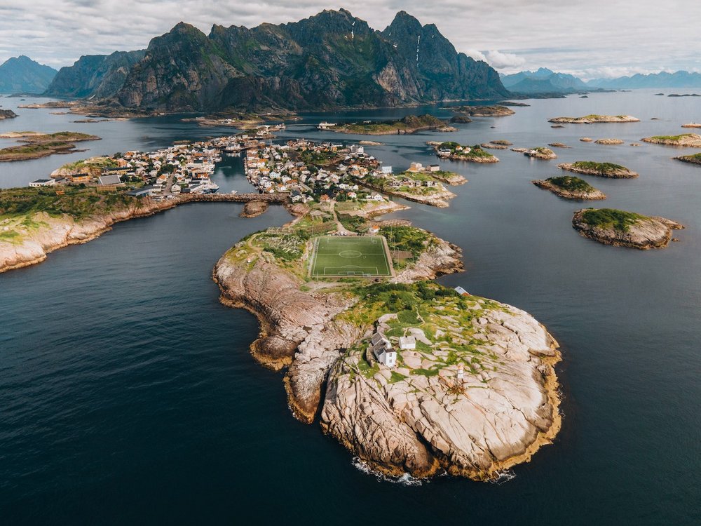 📍 Henningsvaer, Lofoten, Norway

This was one of my favorite places to see during our time in Lofoten. It didn't disappoint and I only hope we can manage to spend more time here when we inevitably return. Henningsvaer is home to perhaps one of the c