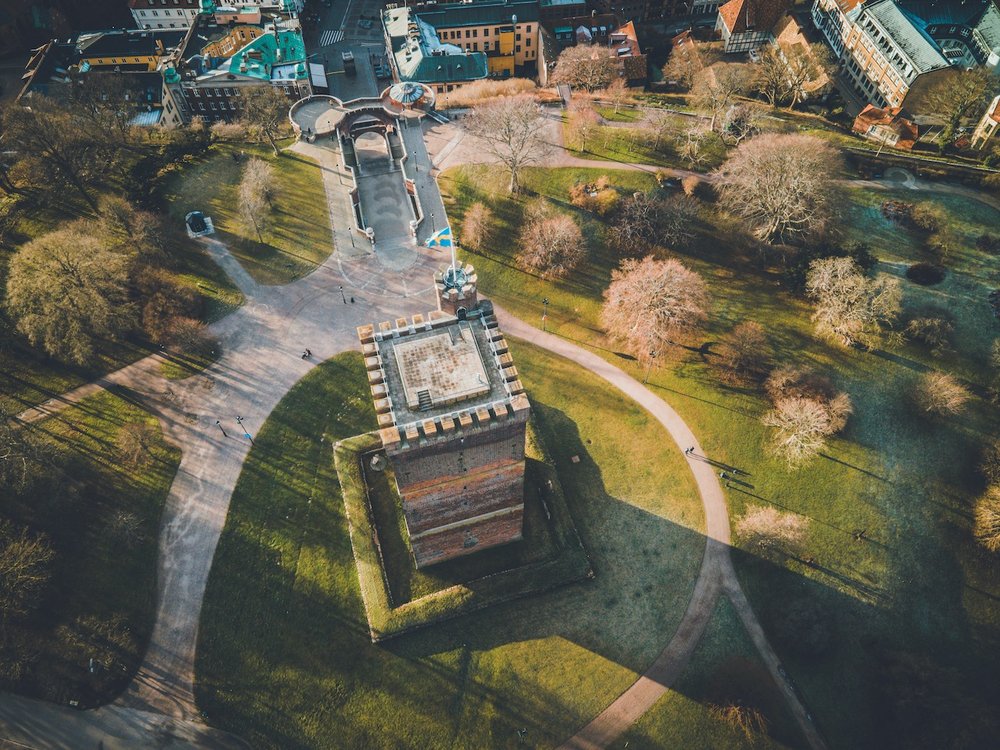 📍 K&auml;rnan, Helsingborg, Sweden

K&auml;rnan is a medieval tower and a remnant of a larger fortress that was built by the Danes. K&auml;rnan, along with Kronborg (the Danish fortress in Helsing&oslash;r), were used to control the entranceway into