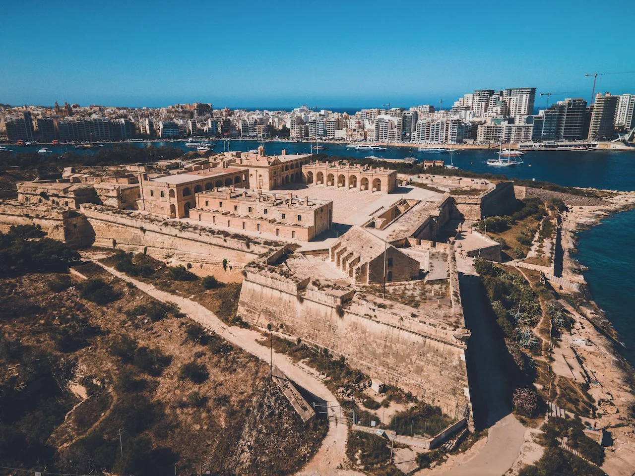   A Tour through Valletta, the Capital City of Malta  
