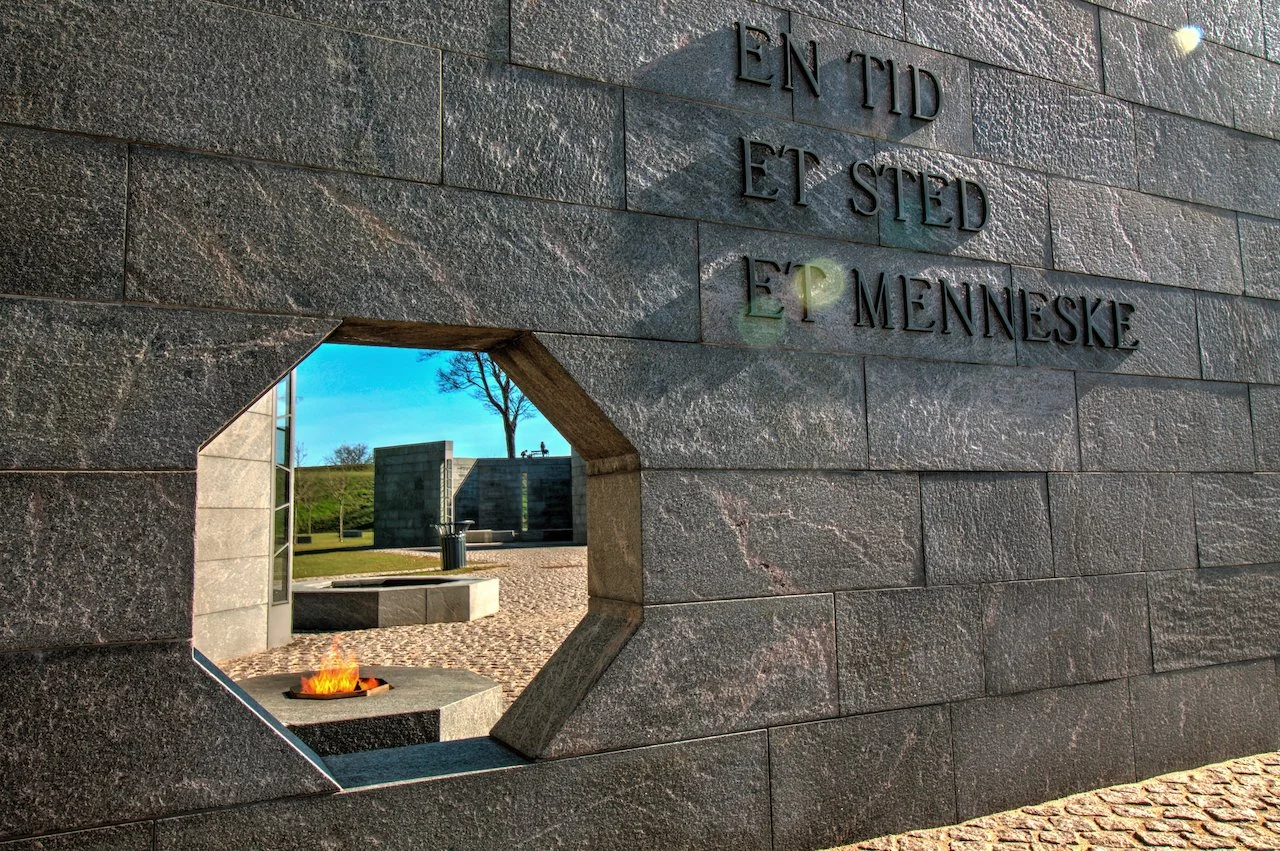   Kastellet, Copenhagen, Denmark (ISO 100, 24 mm,  f /11, 1/40 s)  
