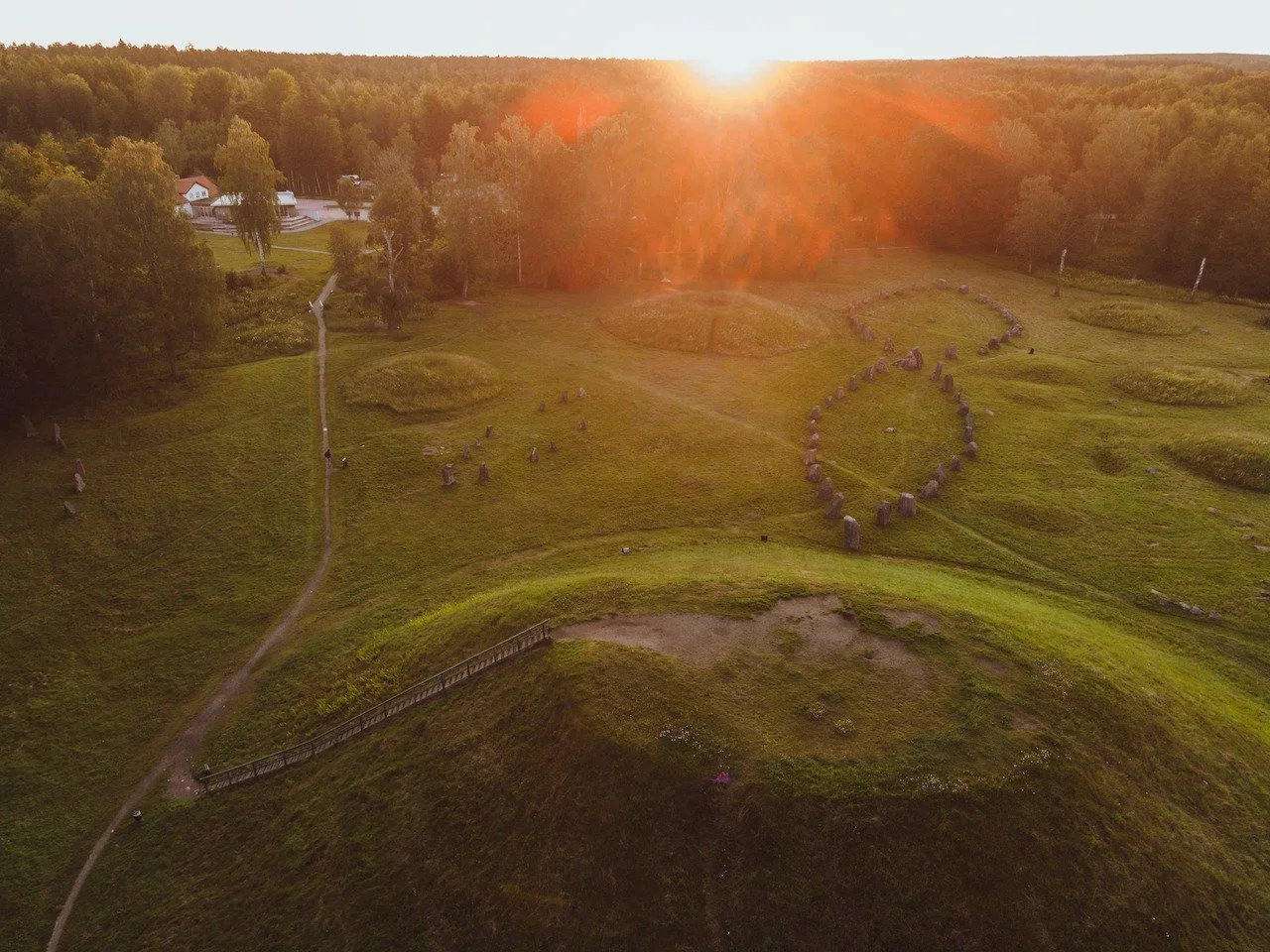 A straight-down view of Anundsh&ouml;g, where ancient stone formations carve stories into the land.
From this perspective, the Viking-era stone ships feel almost like symbols etched into the earth.
The quiet geometry of history contrasts beautifully 