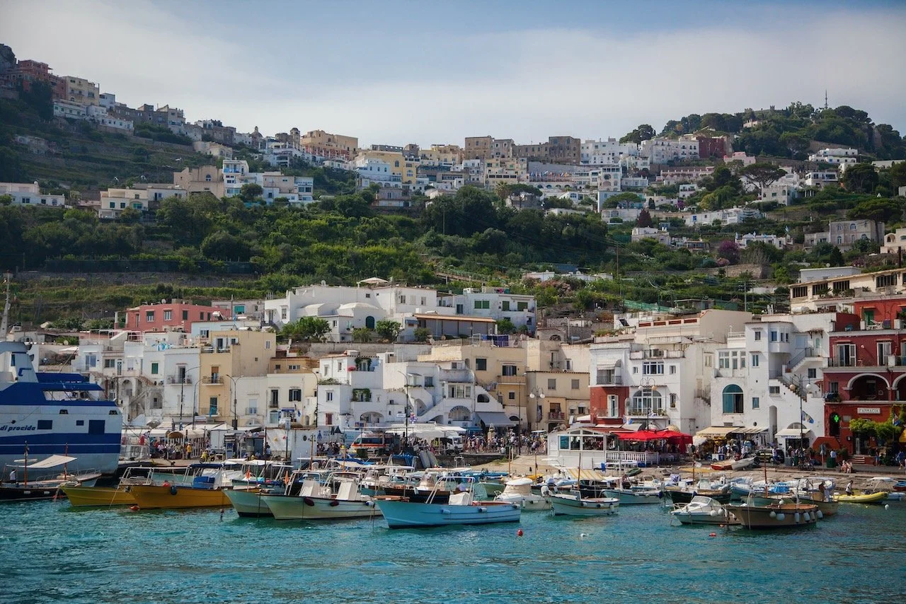 I AM Capri