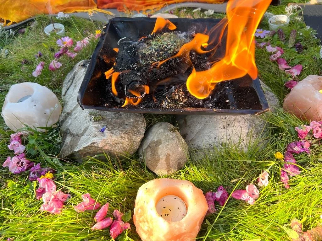 Havan ute 8, sommer, ilden.JPG