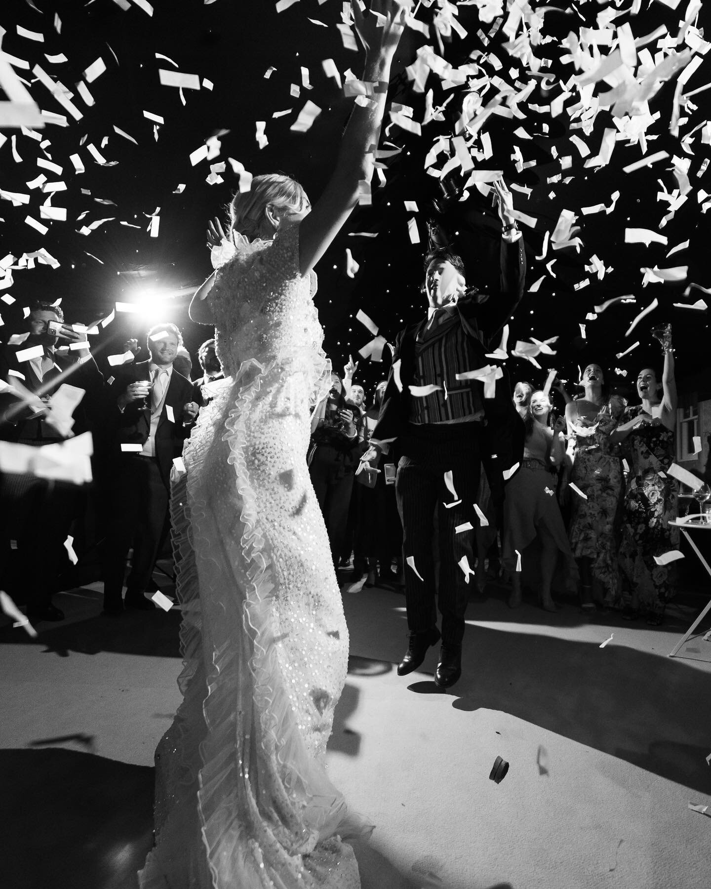 A wonderful moment in Derbyshire last Saturday ✨ Sparkles ✨ .........A big day today for the wedding industry as the race for 30 climaxes this evening. What a busy weekend 💫