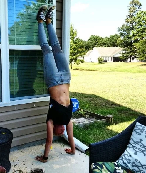 Read This If You Are Working On Your Handstand