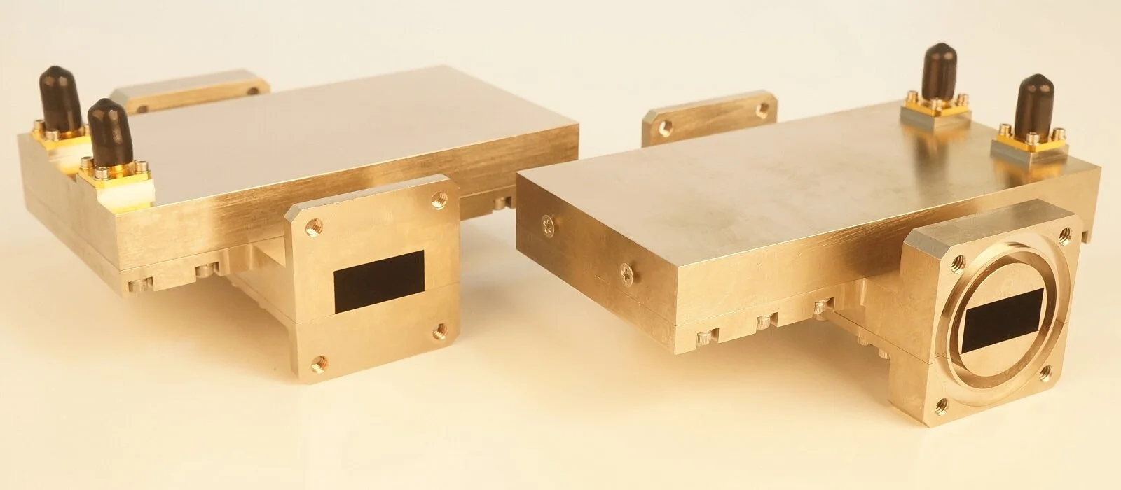 Waveguide Coupler — Raytech Inc.