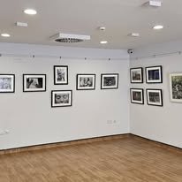 gallery.jpg
