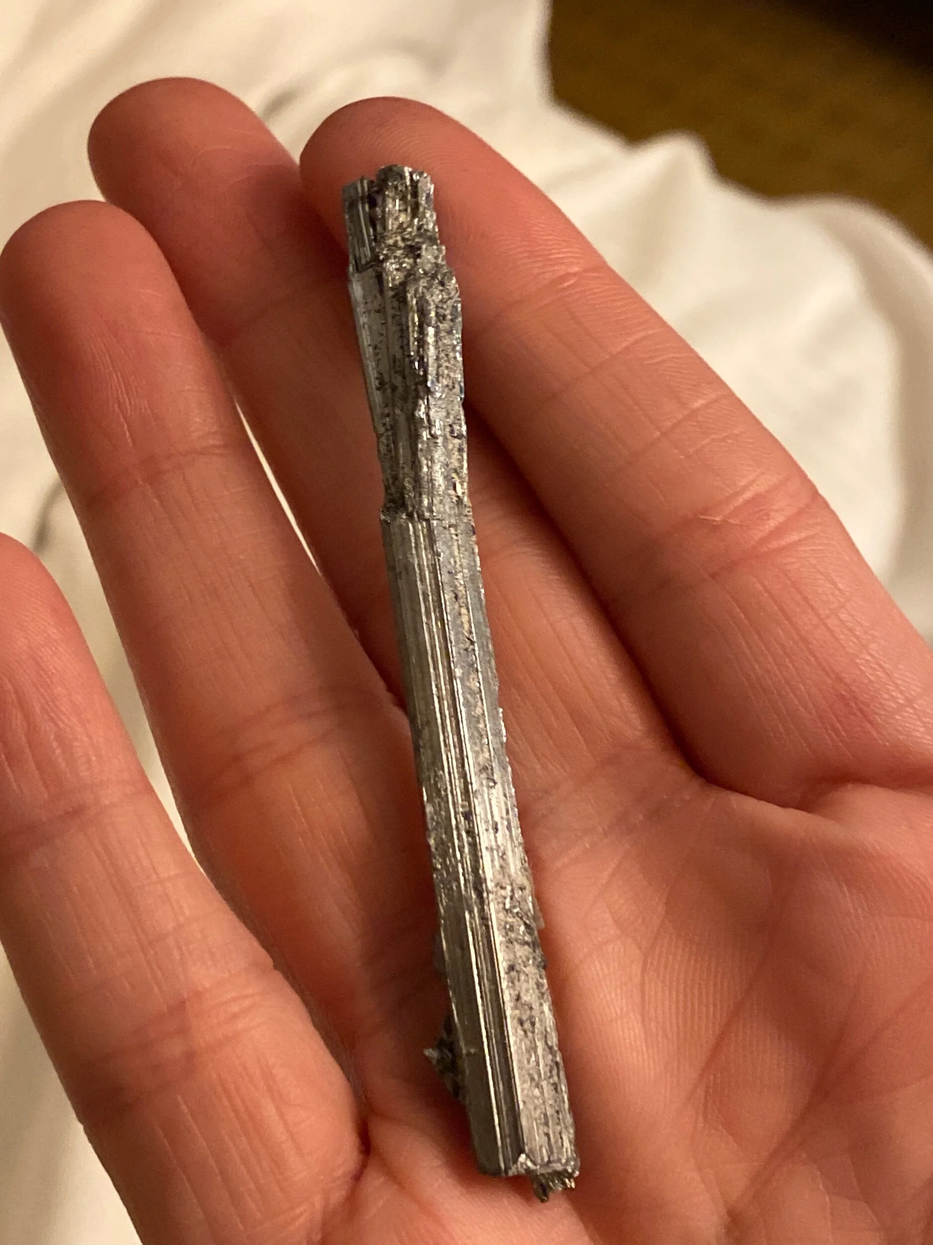 FF011B6E-9D72-425D-BEE3-7AD434AD31FD