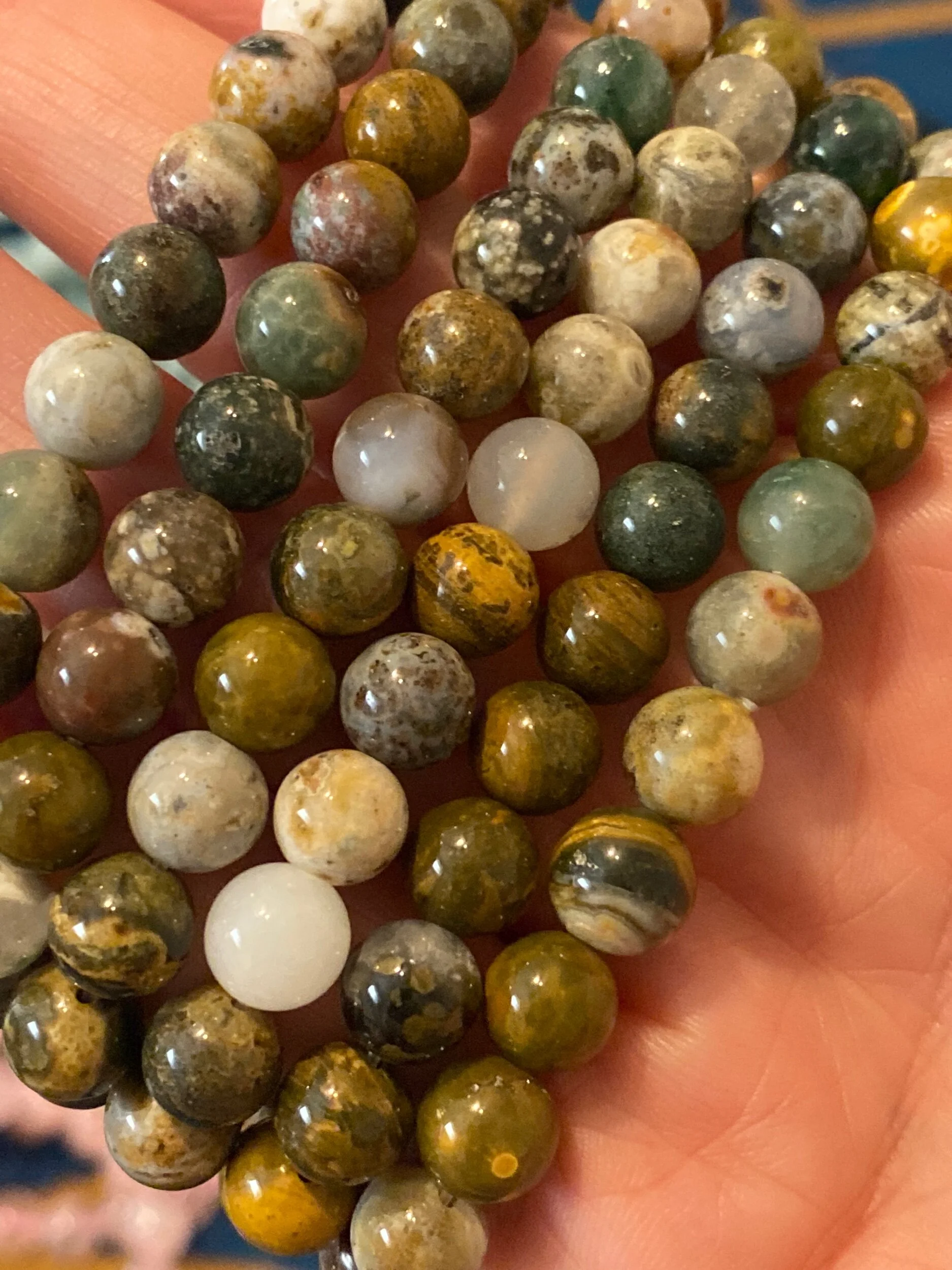 06DC6A33-3242-440F-91F2-3B077B417DDB