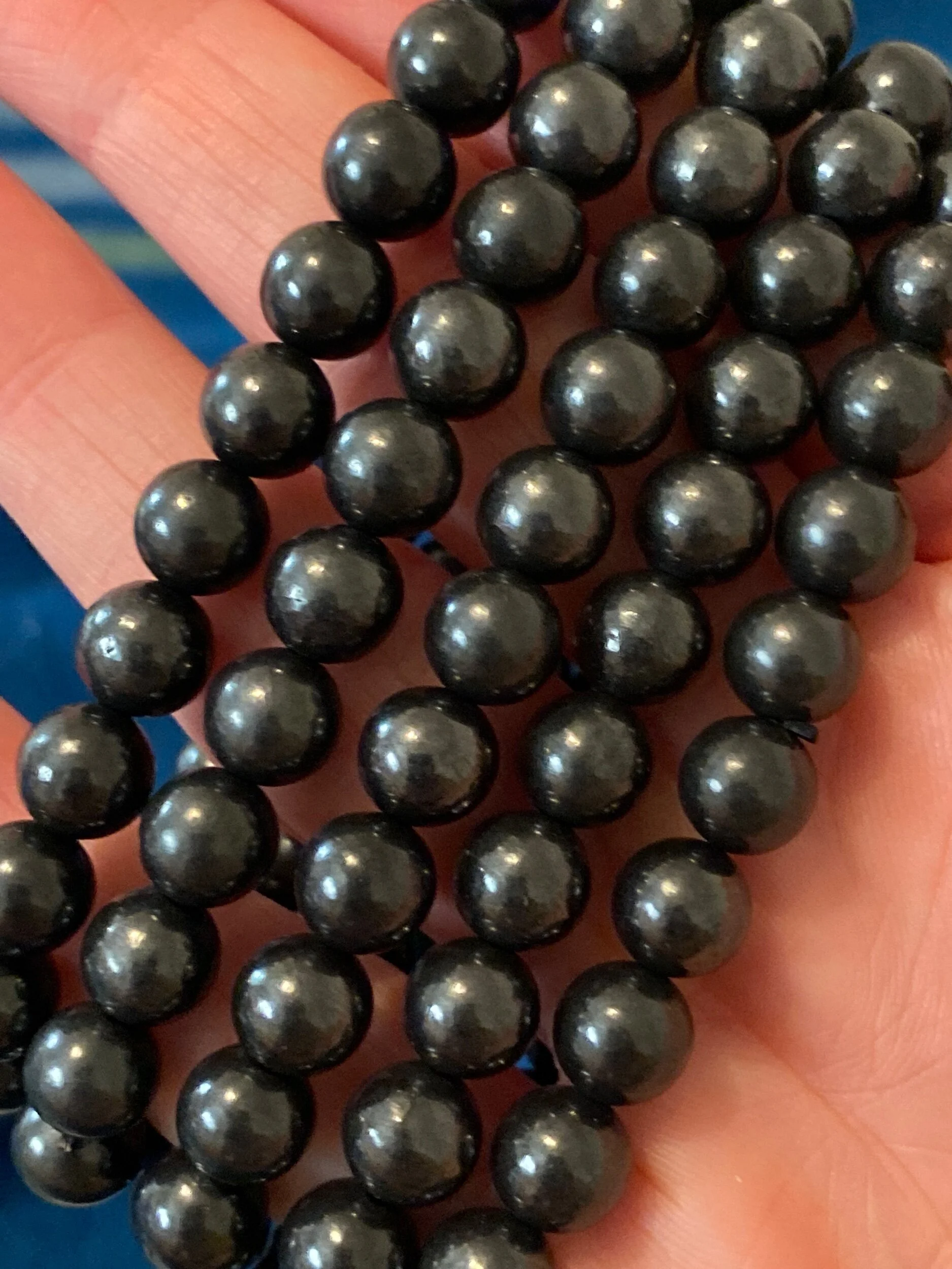 FA7C656A-95DF-4869-98E8-9F0FF7F74D2A