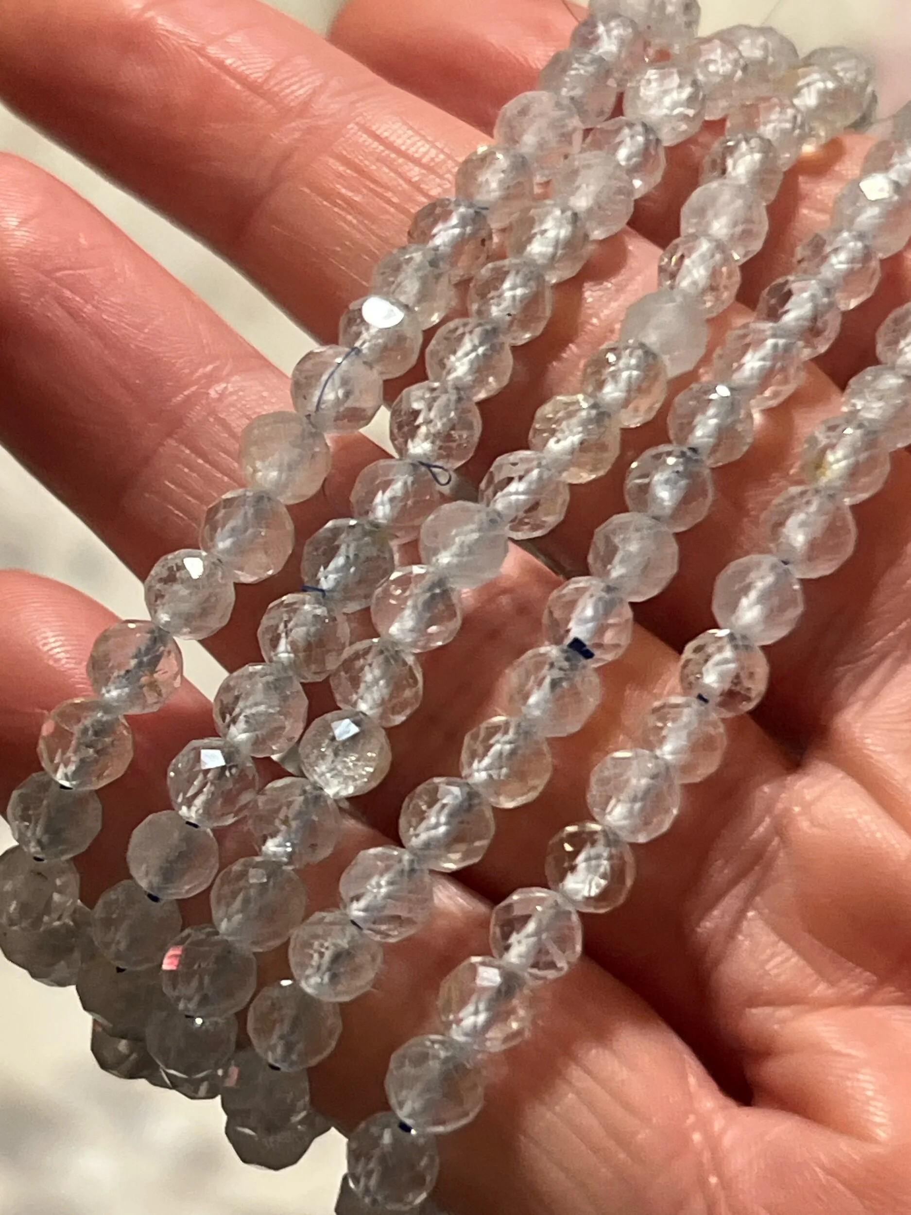 A72318A2-7CAE-4085-B116-05BF455FE8BC