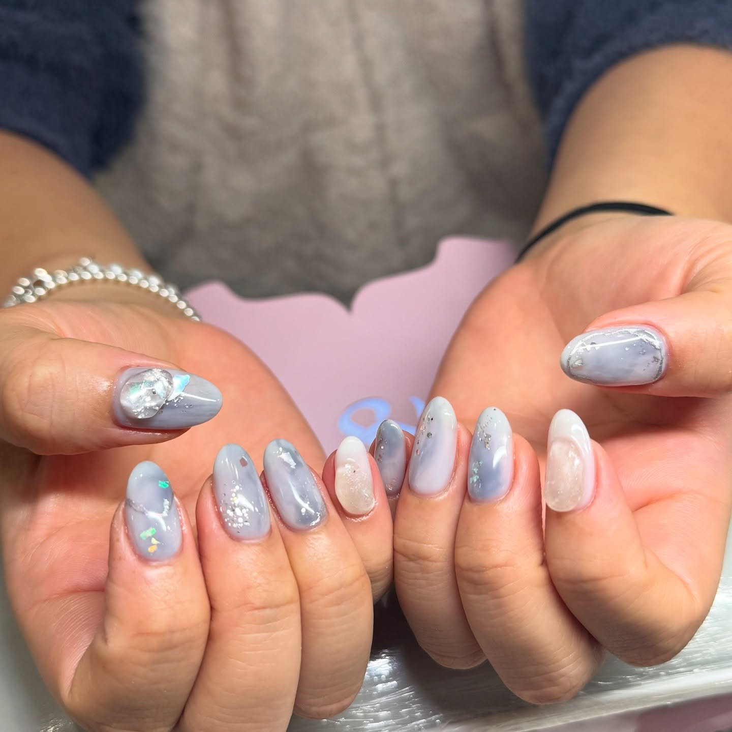 Nail design 🌷💅

How to make an appointment. 

1. Please visit website @ www.kaysamazingnails.com
2. Click appointment 

&nbsp; OR

&nbsp; Visit

https://app.acuityscheduling.com/schedule.php?owner=18587191

3.&nbsp; Choose service and technician
4.