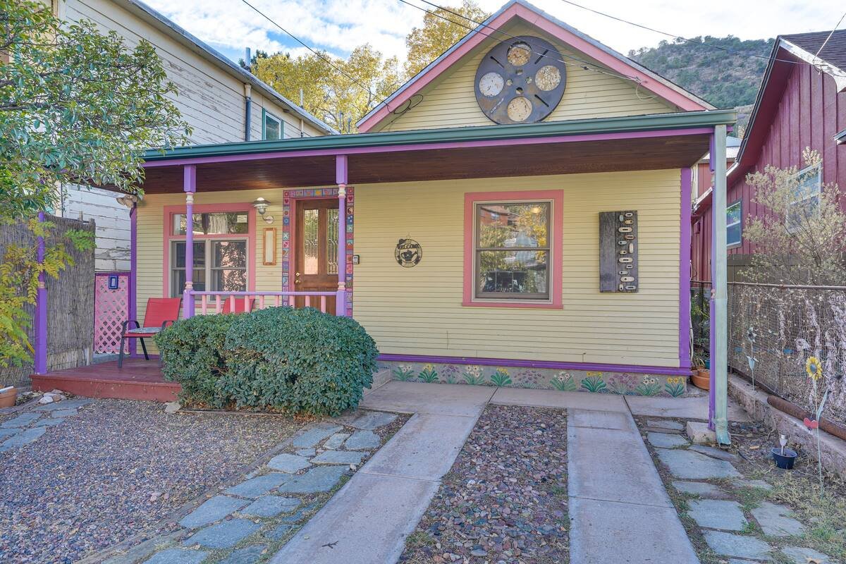 3 Beds - Bisbee Home