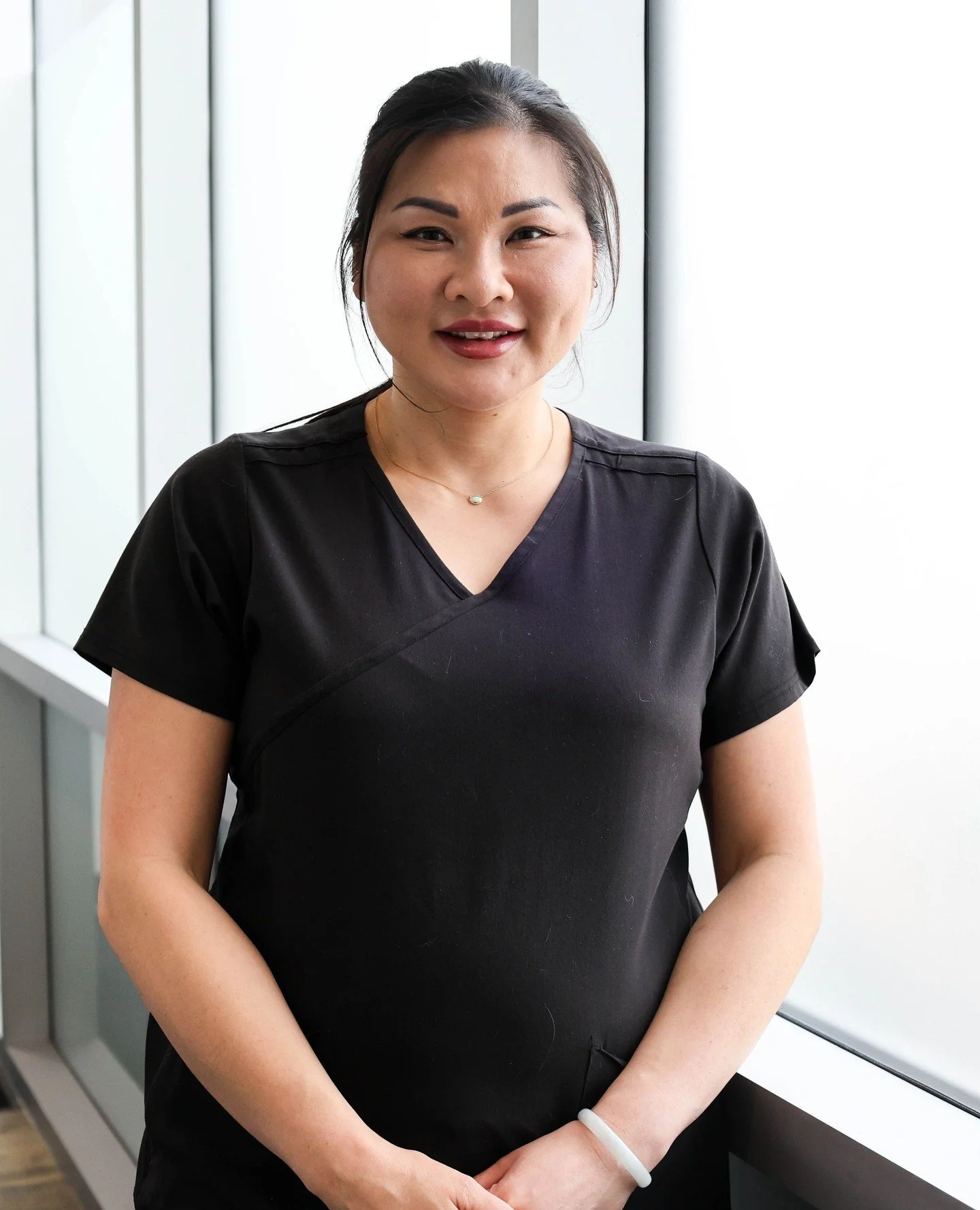 Meet our Aesthetic Nurse Injector: Linda! ✨💉⁠
⁠
With a nursing career that began in Vancouver back in 2014, Linda brings a wealth of experience and a "science-first" approach to the clinic. Holding degrees in both Nursing and Psychology, s