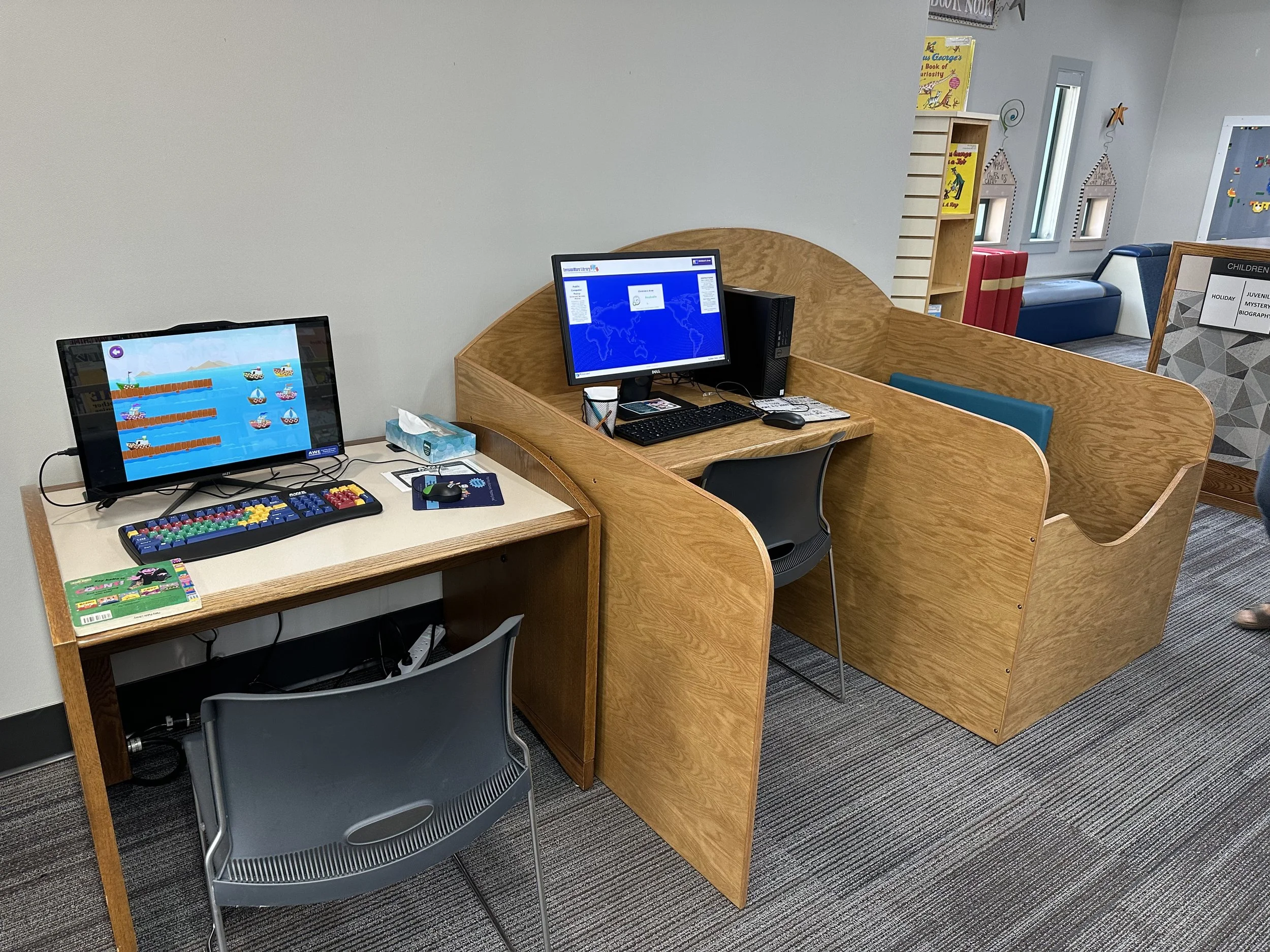 Perry Library Family Workstation Area