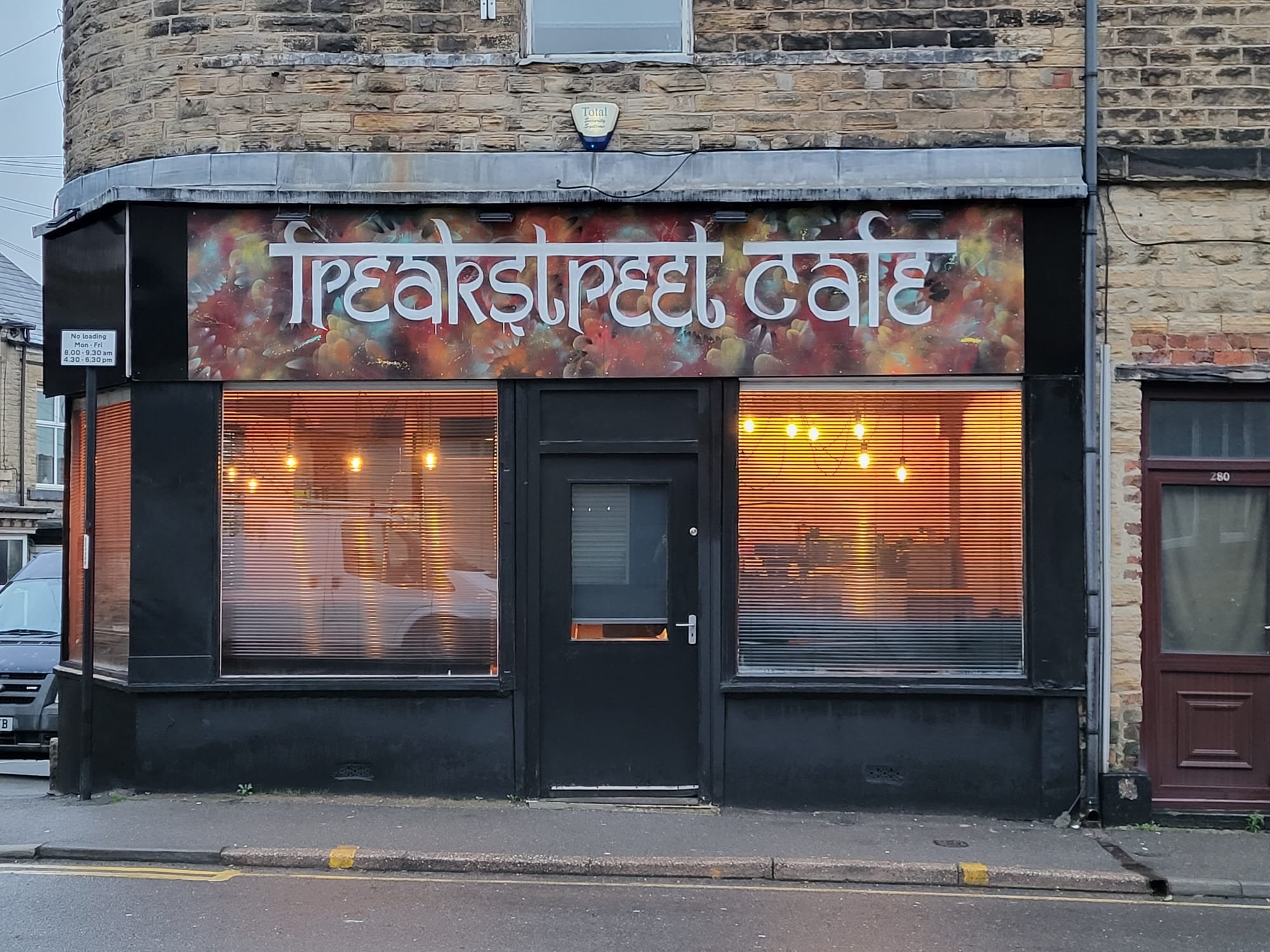 FREAKSTREET CAFE