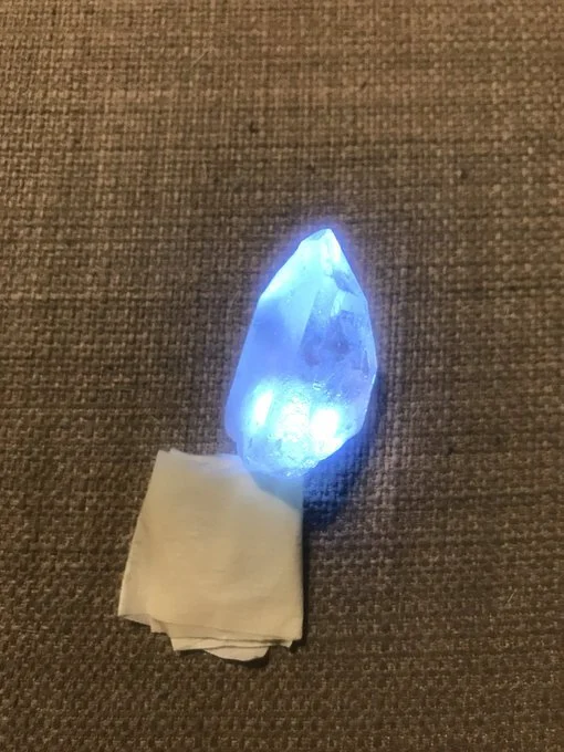 crystal2.jpg