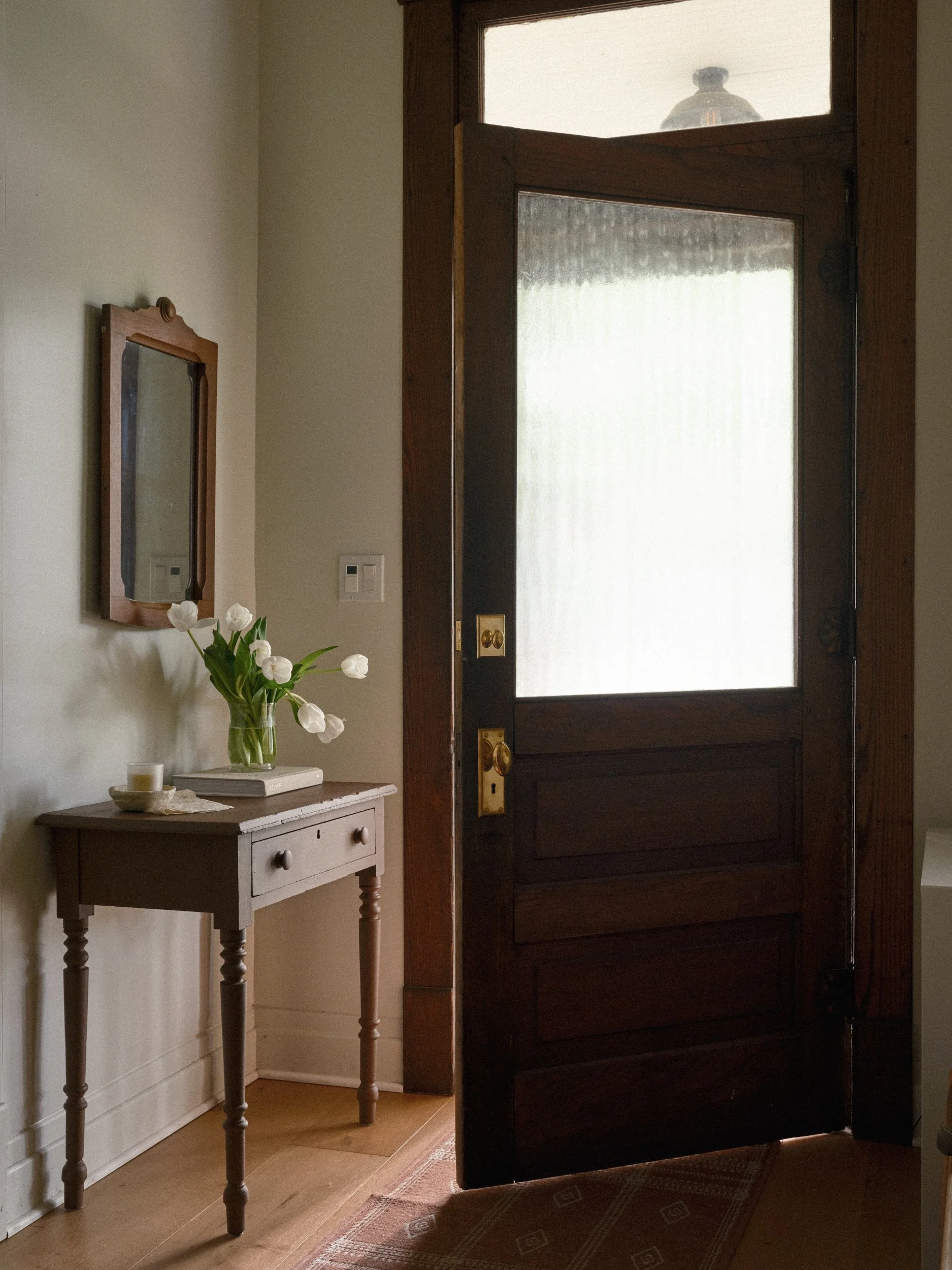 Chestnut Low-10.jpg