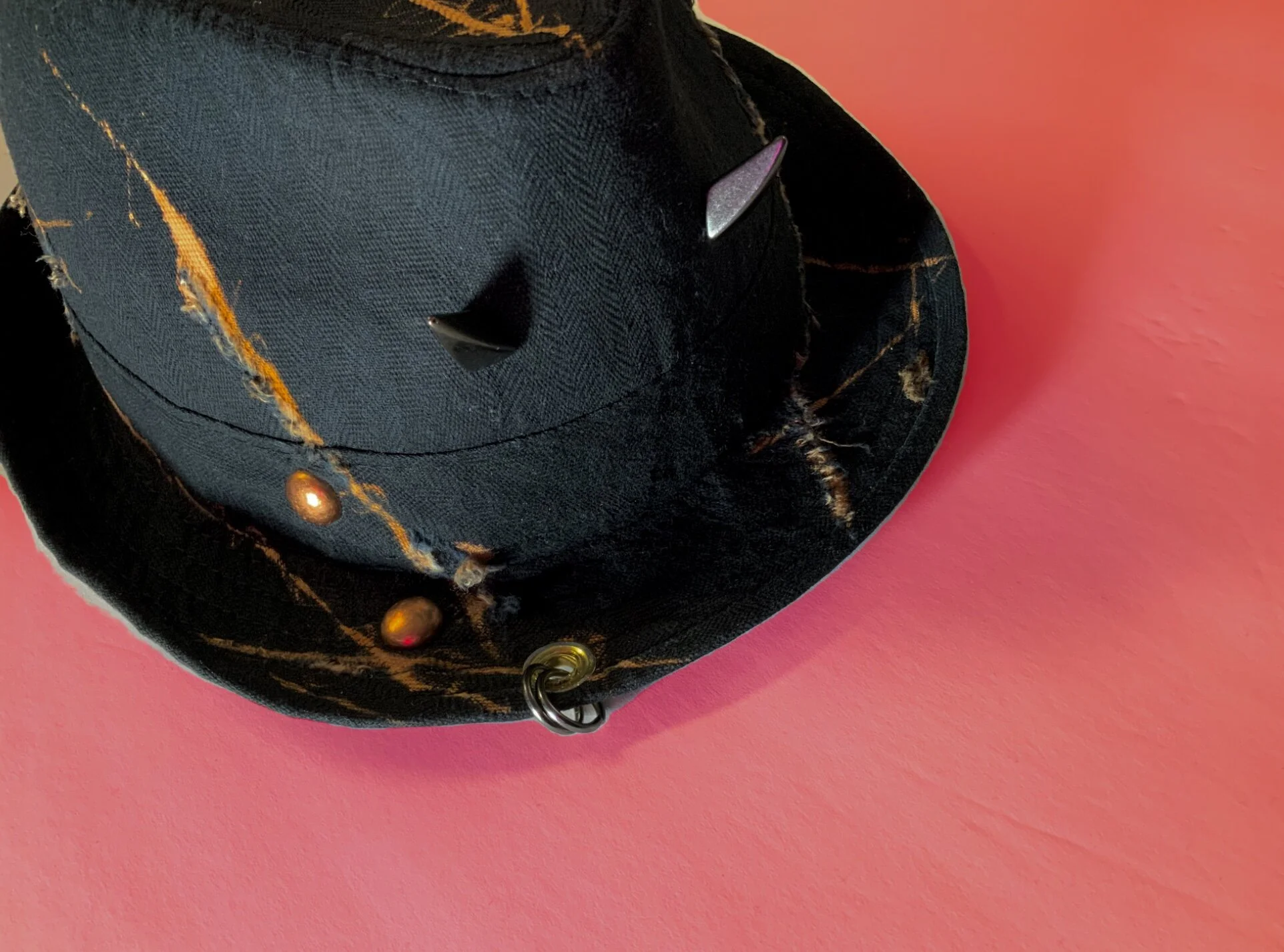 ~•𝔐𝔬𝔯𝔱𝔢𝔪𝔳𝔐𝔞𝔧𝔰𝔱𝔯𝔬•~ - Latin (Death Master)