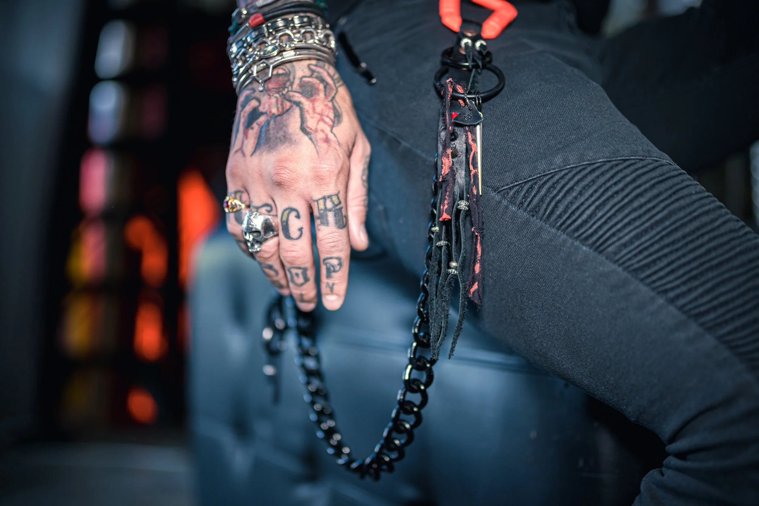 NO ESCAPE Jean Chain / Key Clasp