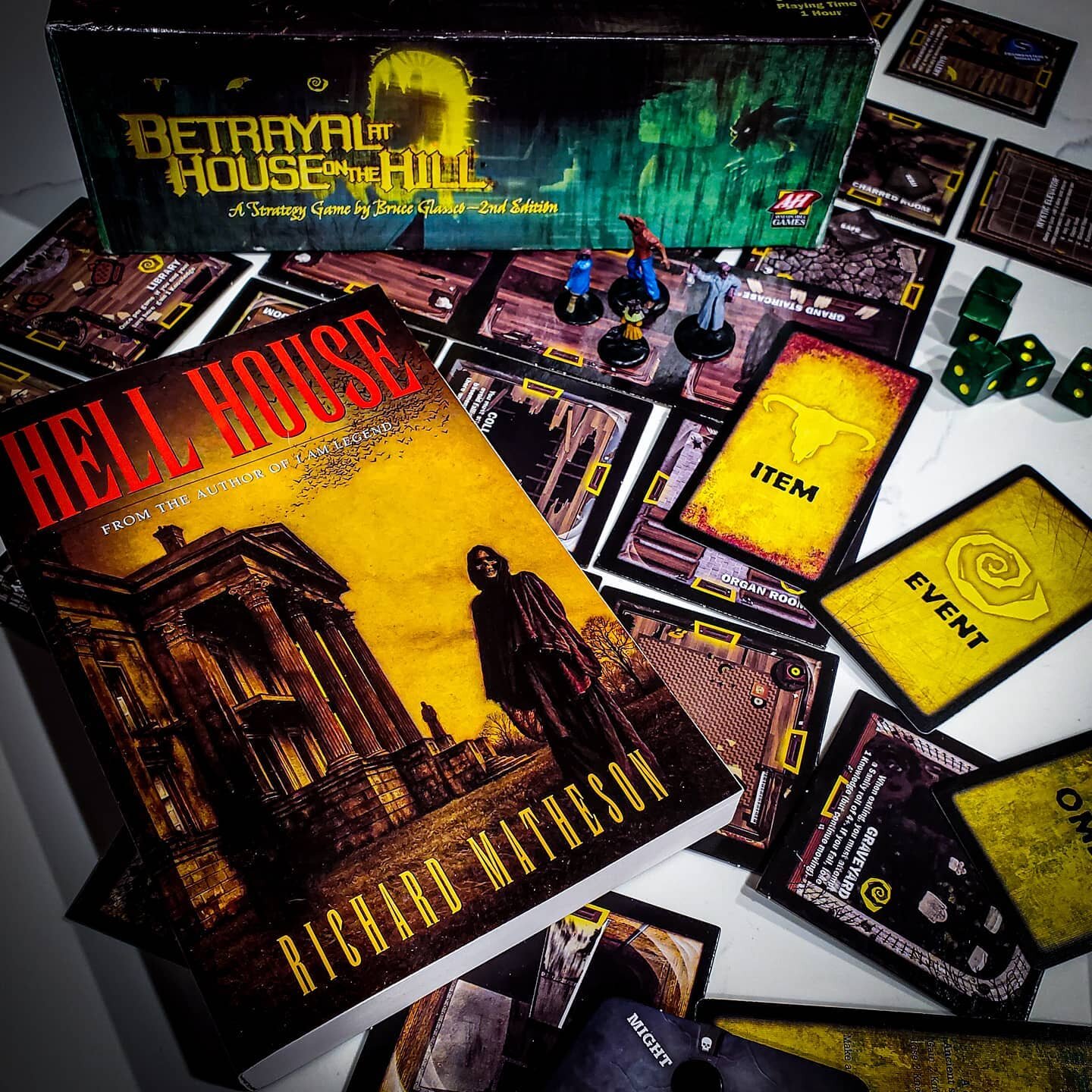 Another #booksandboardgames entry. One of my favorite games Betrayal at House on the Hill. Also the book from last months book club read Haunting of Hell House. .
What are you playing and reading?
.
.
#boardgamegeek #booksofinstagram #bookstagram #bo