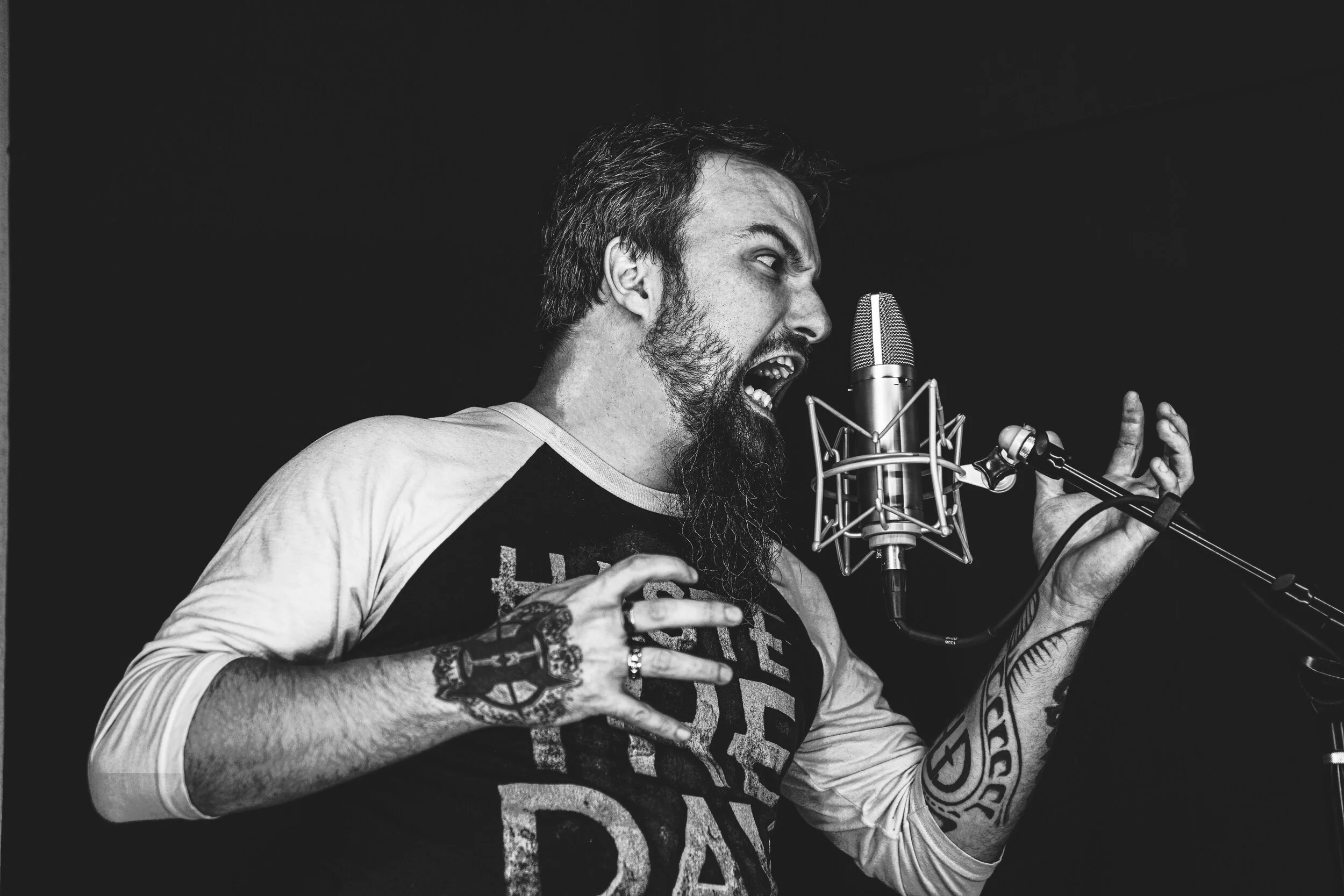 James Gelber releases debut single "The Runaway"