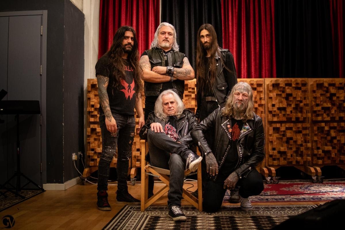 Multi-National Metal Band MIRROR Streaming ﻿"Stand Fight Victory"