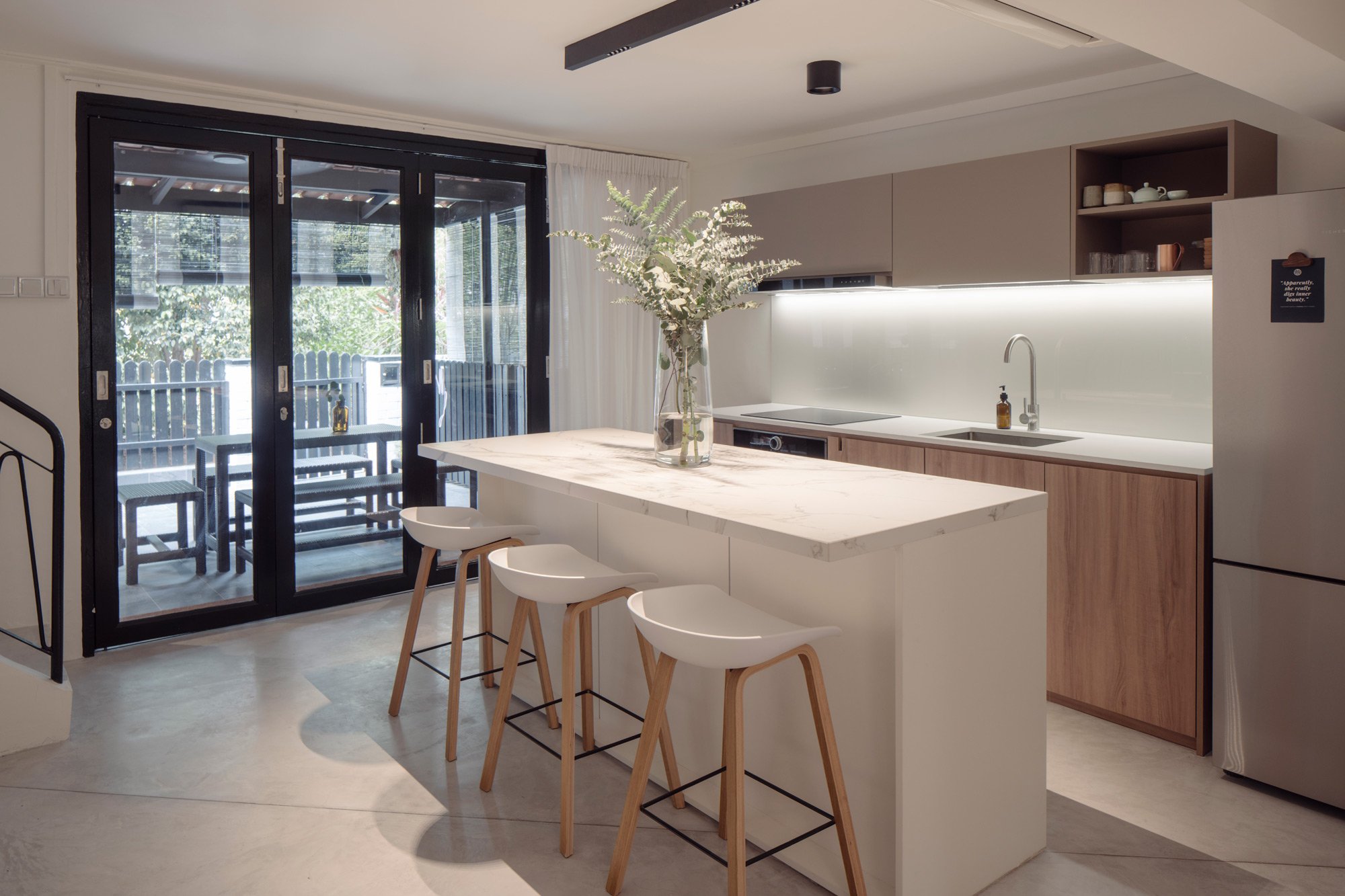 waff_stirlingroad_01.jpg