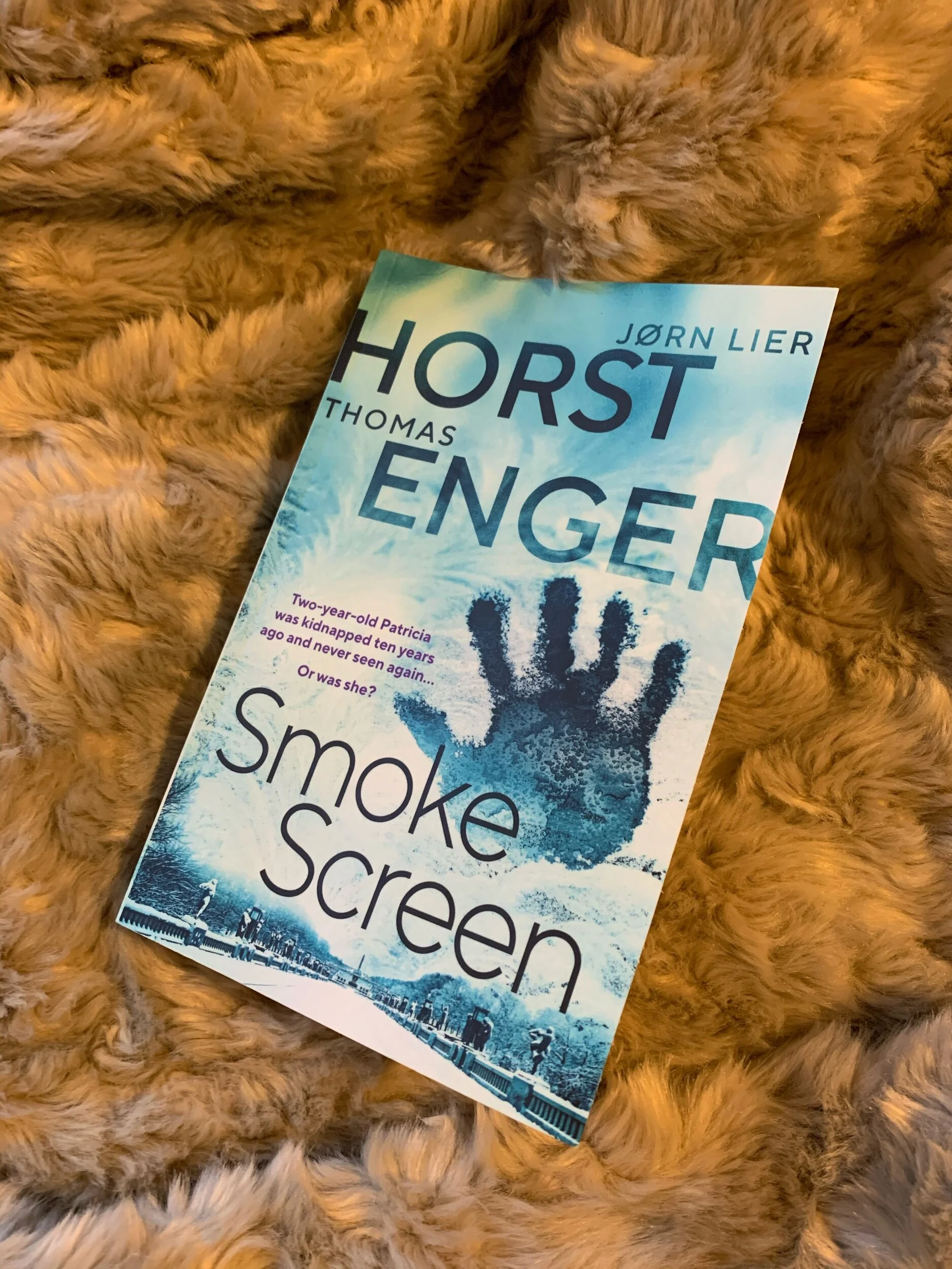 Smoke Screen by Thomas Enger & Jorn Lier Horst