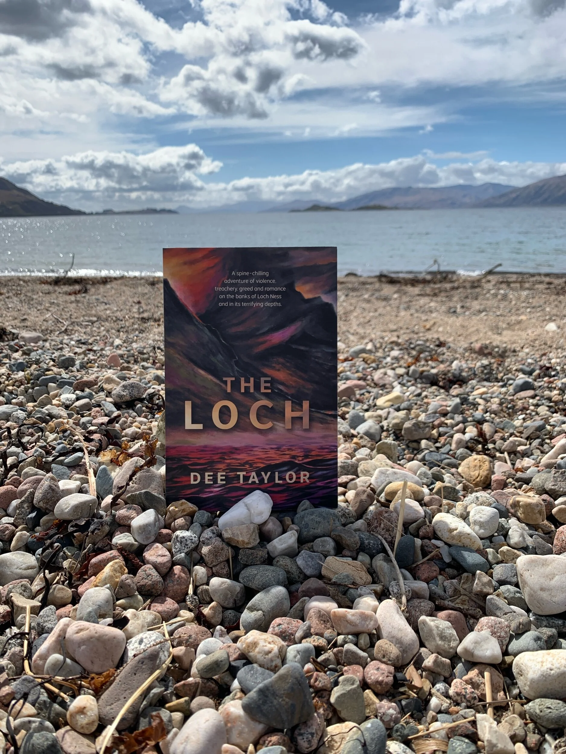 The Loch by Dee Taylor