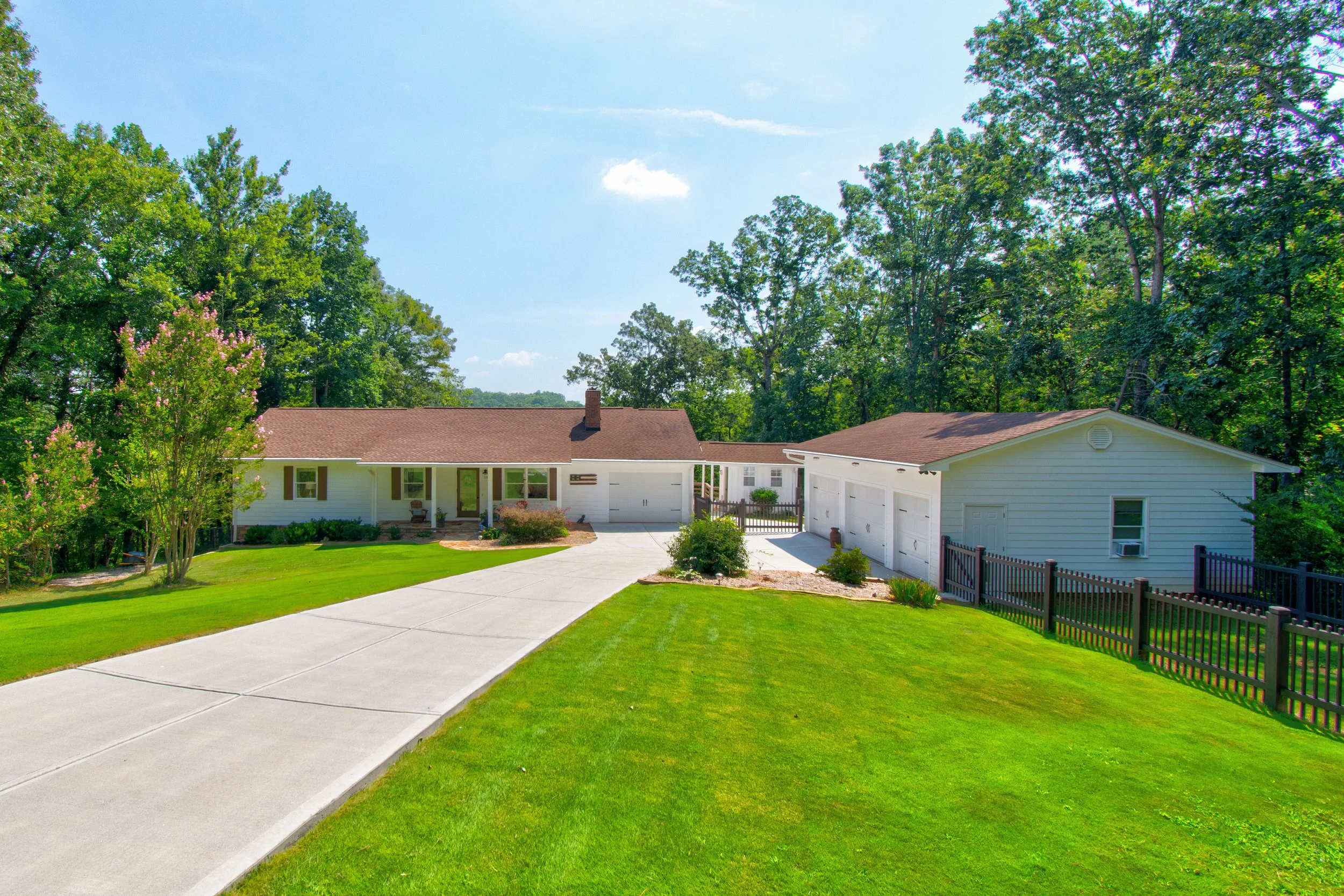 110 Grant Cove, Dawsonville — North Lakeside Realty