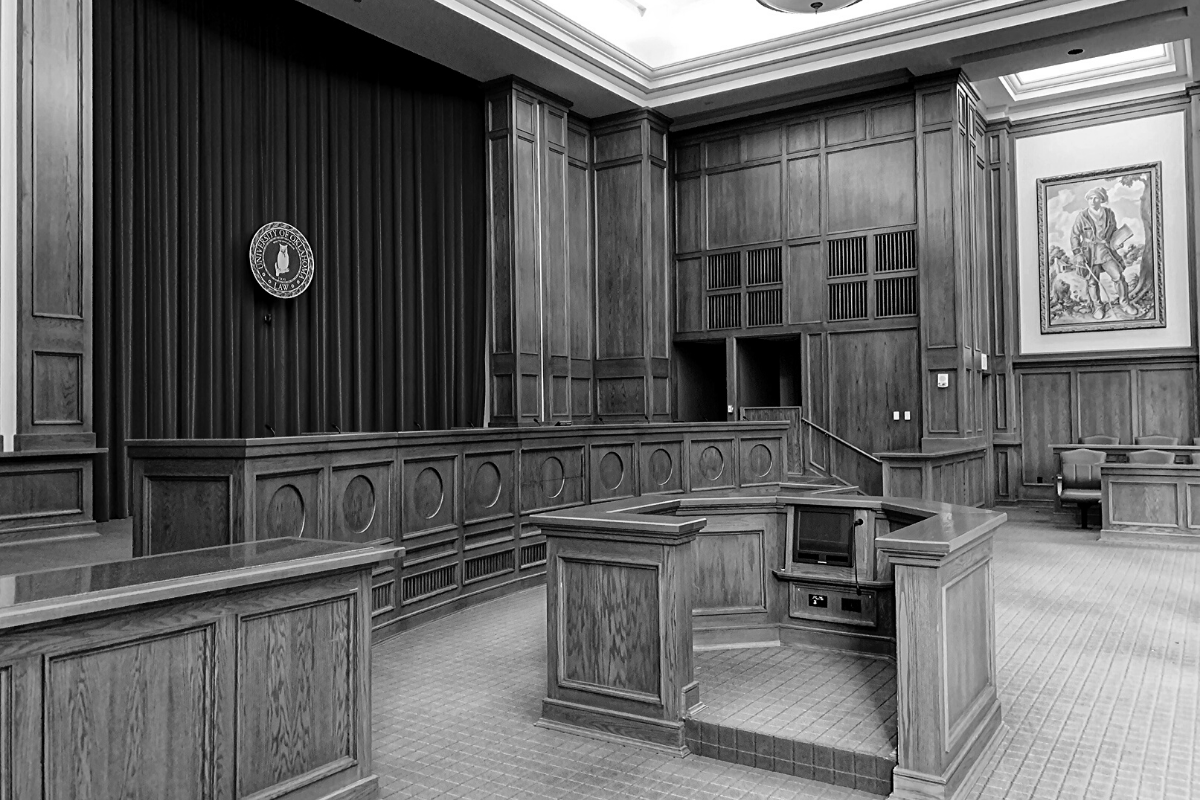 HOW TO APPLY TO LAW SCHOOL 