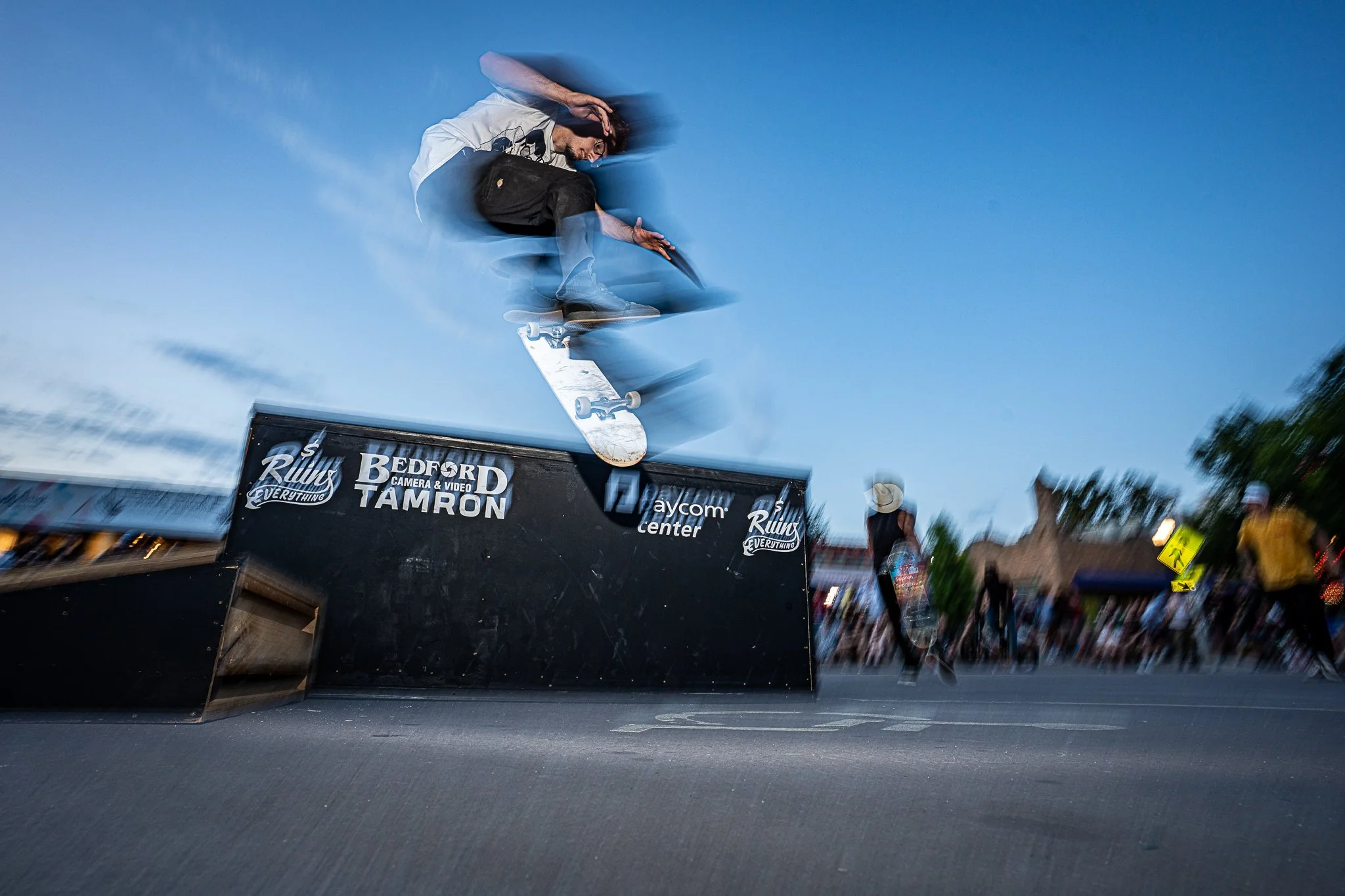 @moneyruinseverything