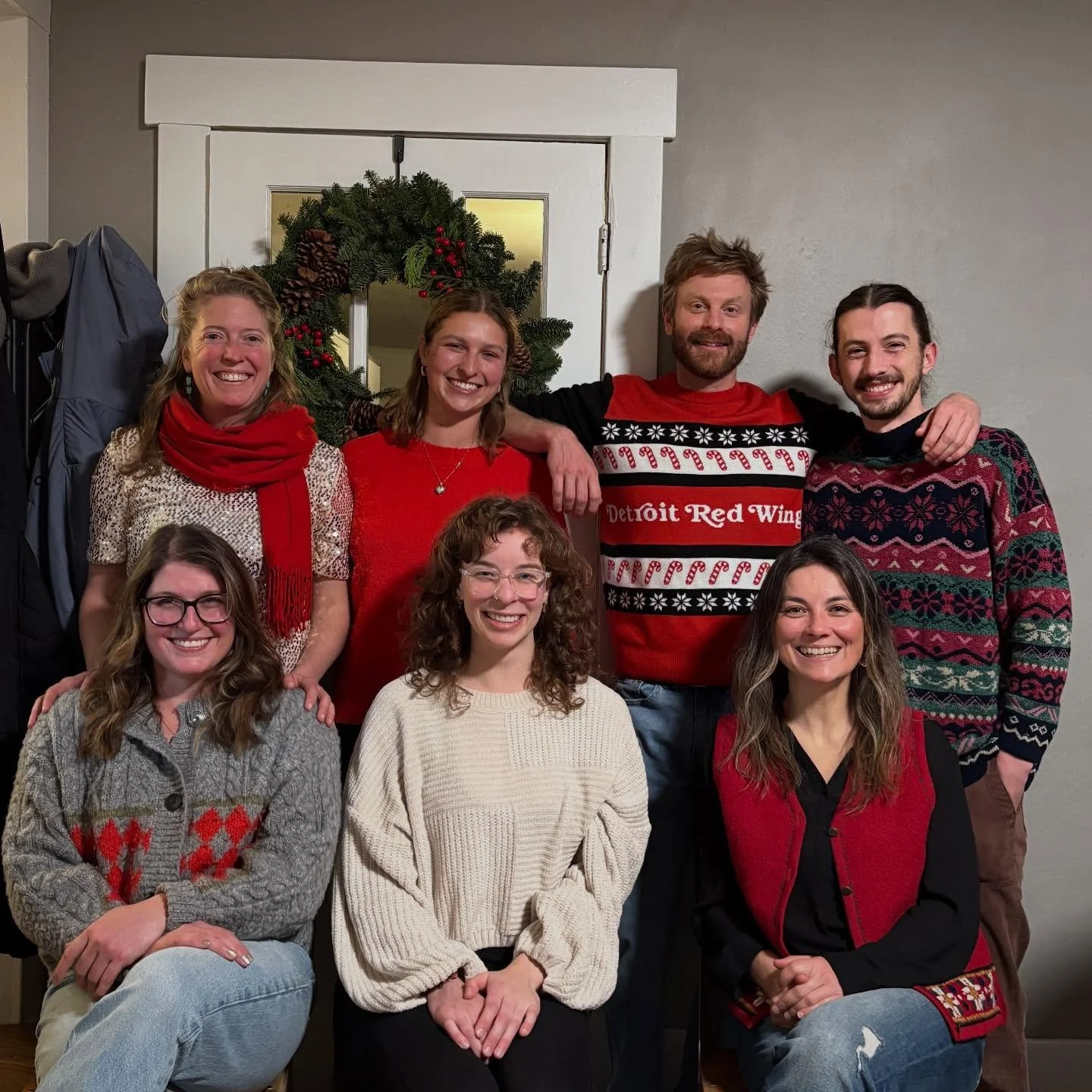 ❆ Happy Holidays! ❆
We hope your holiday season is filled with joy and warmth. We look forward to seeing you in the new year.
Please note that our office will be closed from December 22 through January 4.