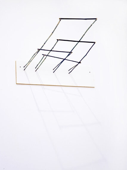  Al Taylor -  Real, Real  (1995), Bamboo garden stakes and wire mounted on Formica laminate, 11x40x44 in.- Courtesy of David Zwirner, NY 