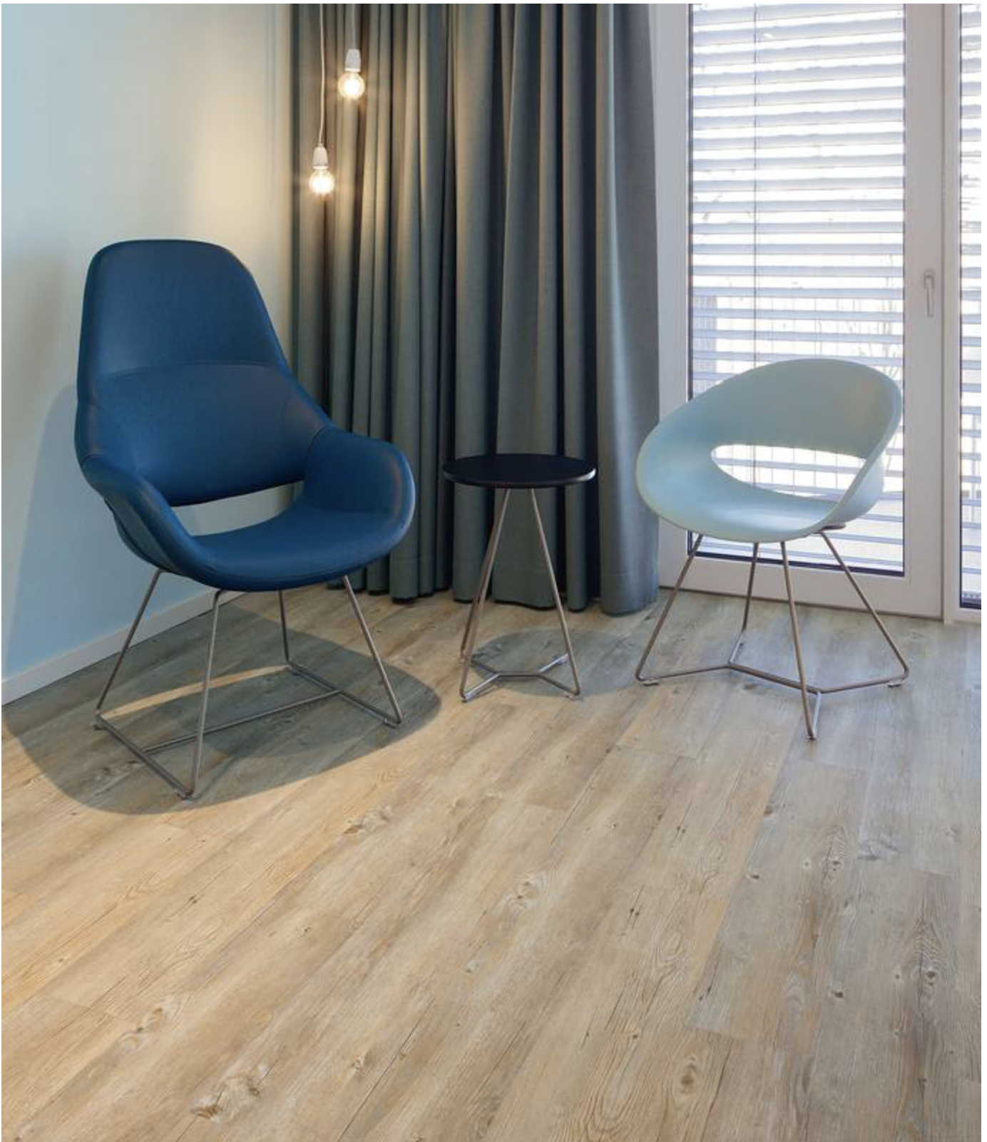 Natural Oak 
Light, relaxed finish