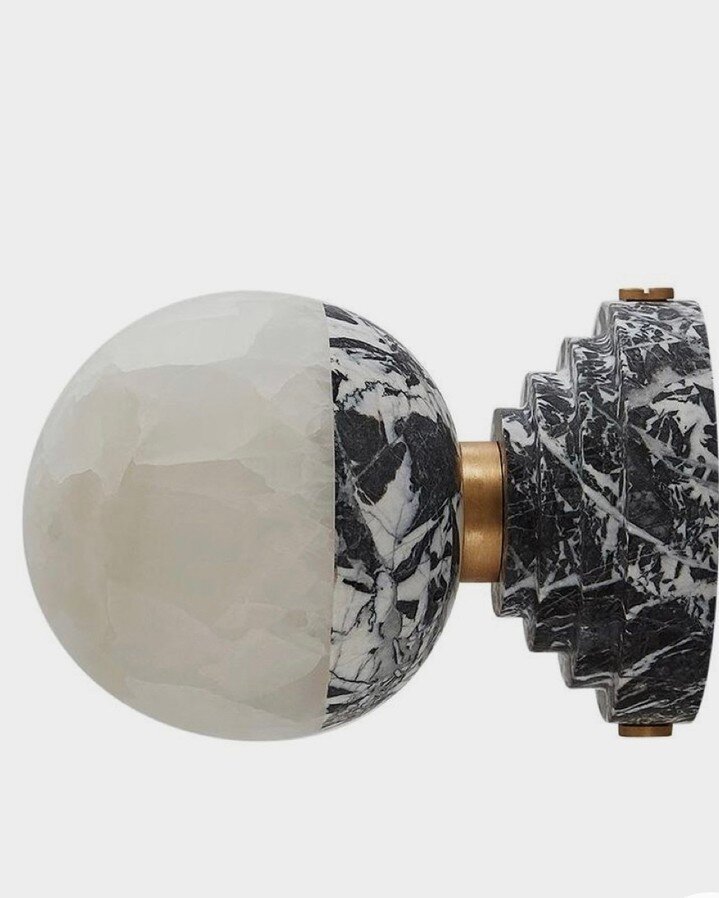 Obsessed with this Pietro Russo Design wall light. We want it stat!  #designer #design #belleameagency #interiordesignagency #designinspiration #residentialdesign #femaleownedbusiness #belleameinteriors #femaleowned #decorate #homedesignideas #instai
