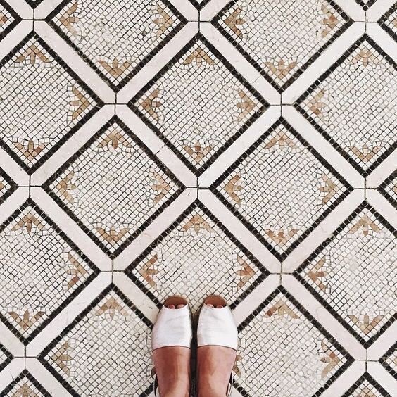 Loving this floor pattern &hellip;. #designer #design #belleameagency #interiordesignagency #designinspiration #residentialdesign #femaleownedbusiness #belleameinteriors #femaleowned #decorate #homedesignideas #instainteriors #interiordesignrenovatio