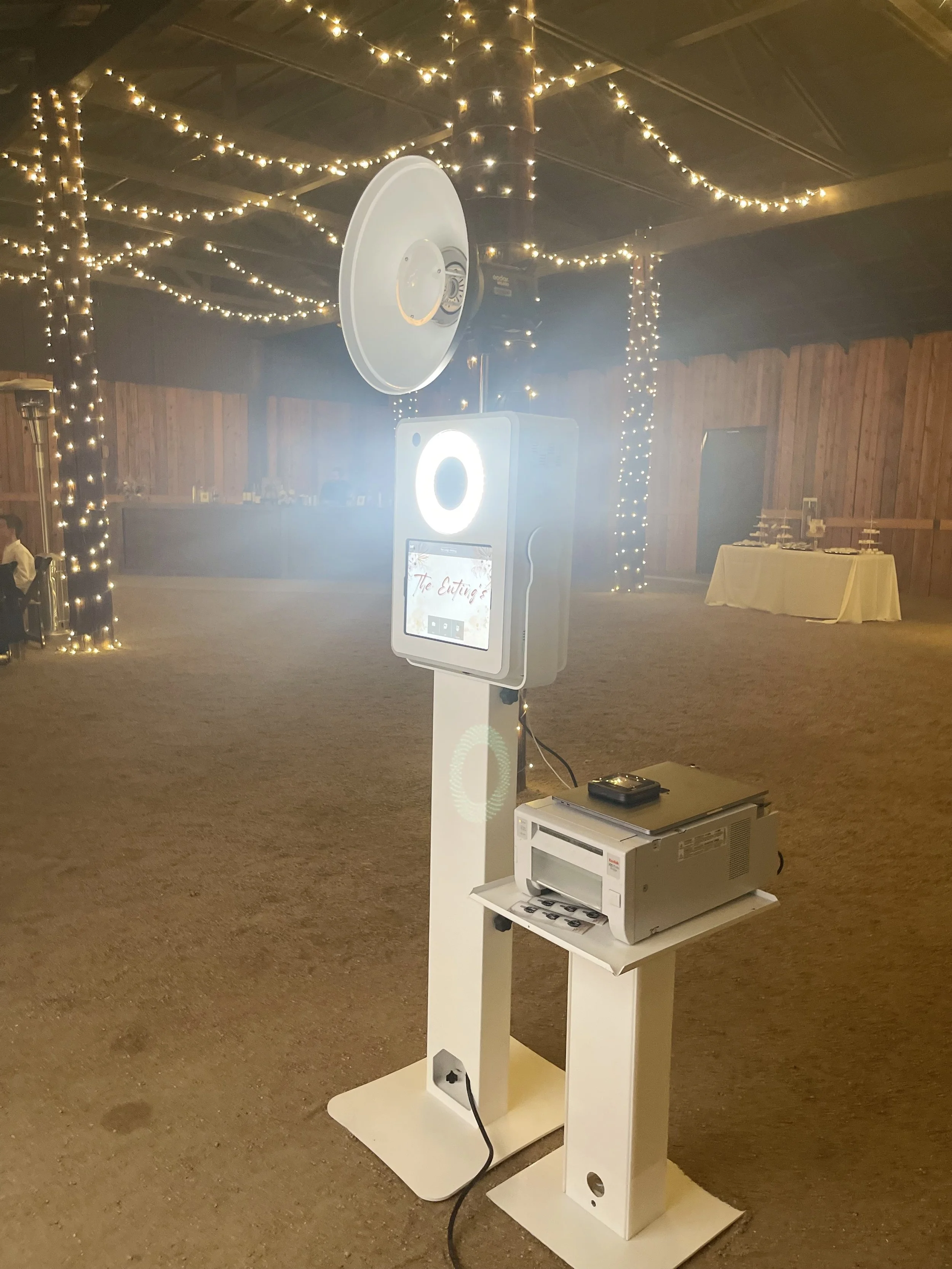 Capturing Memories: How a Photo Booth Adds Magic to Your Wedding Day!